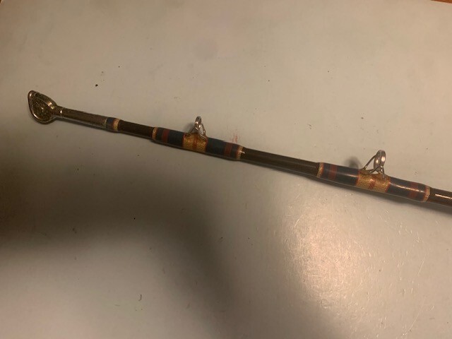 CUSTOM BUILT GRAPHITE COMPOSITE 7 FOOT 3 INCH 50 TO 100 POUND CLASS FISHING ROD