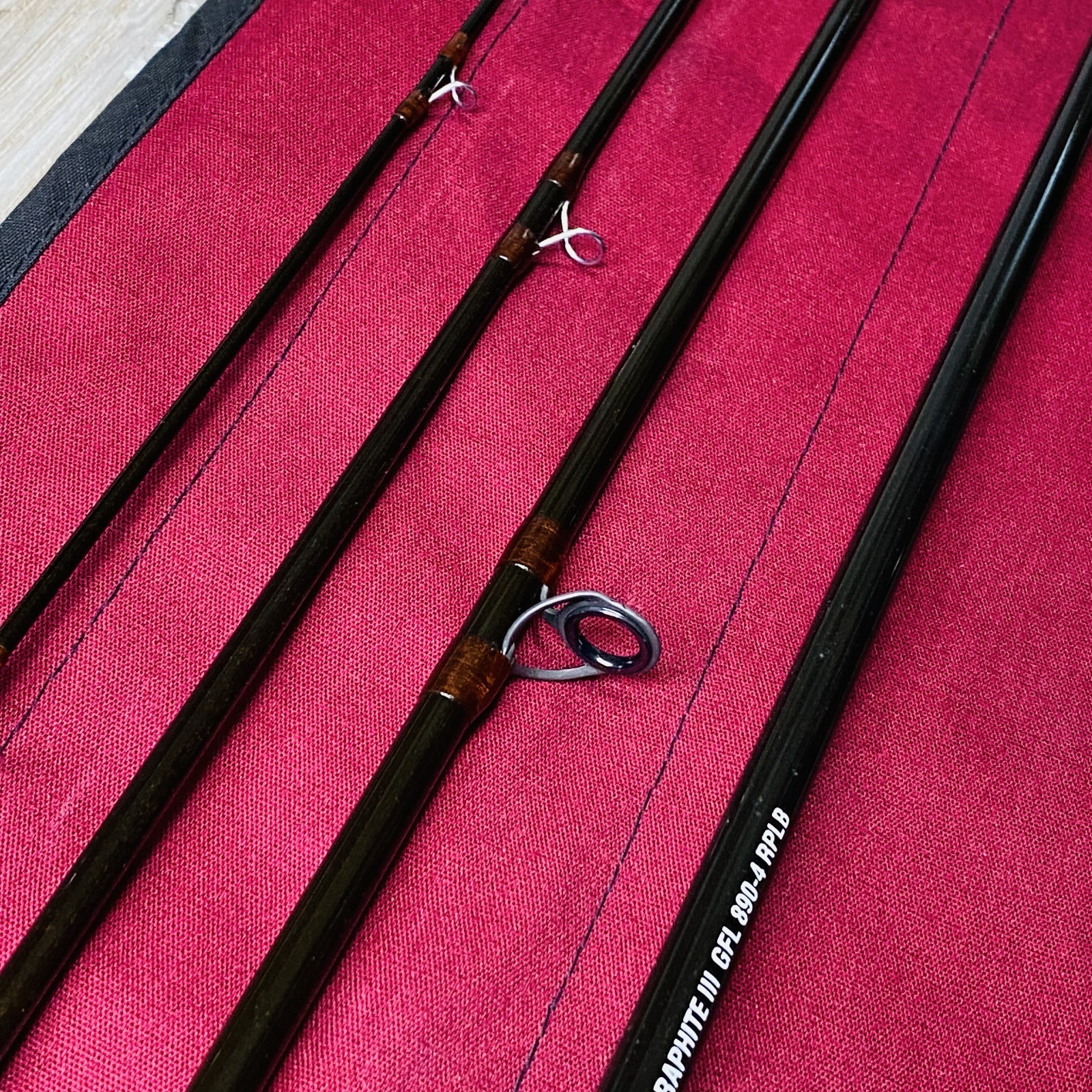 Sage Graphite III GFL 890-4 RPLB 8wt 9’0″ Fly fishing rod w/Sock Excellent+
