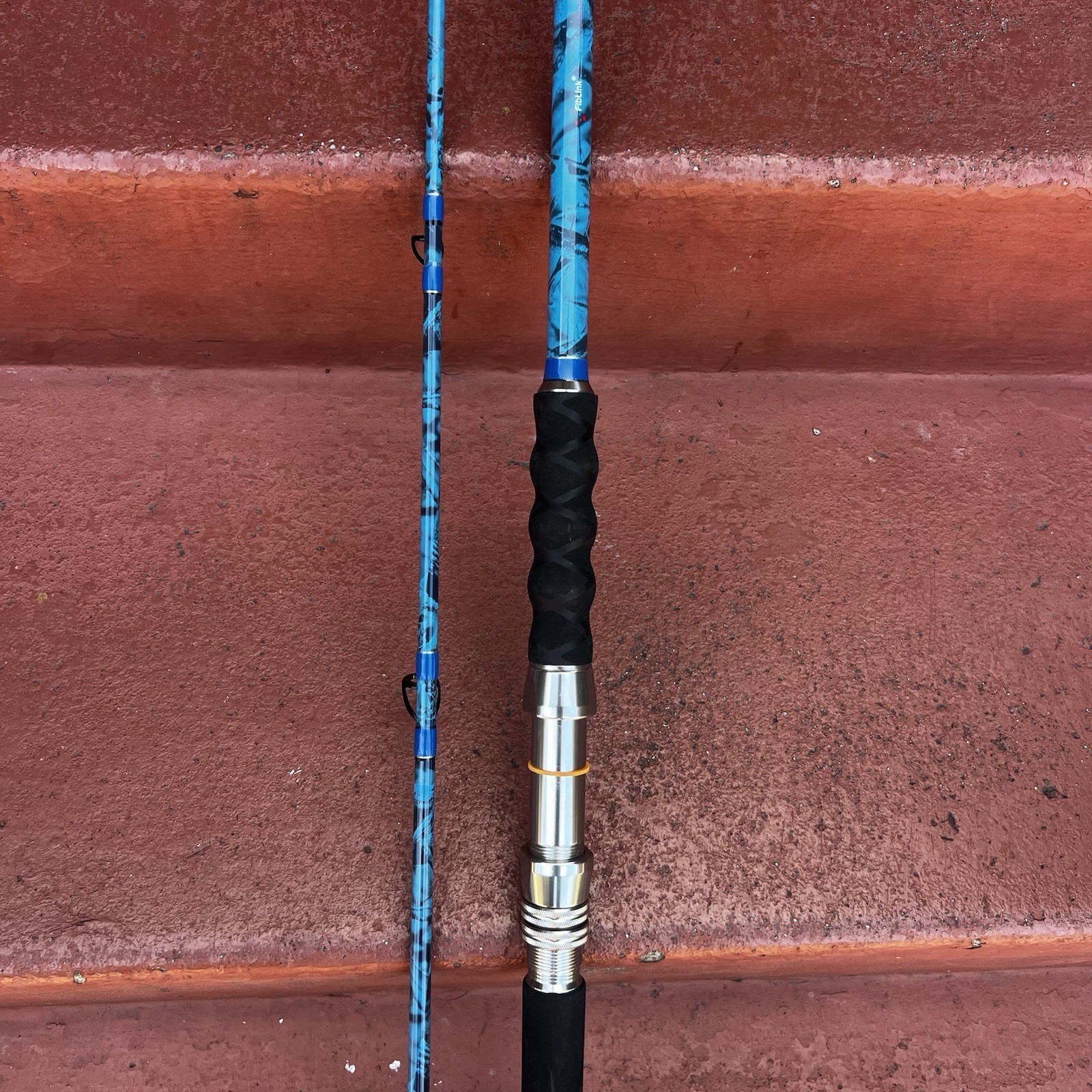 Fiblink PESCADOR 9’ MH Surf Fishing Rod 2 Pc PES902MH New Other w/ Tag 15-30lb