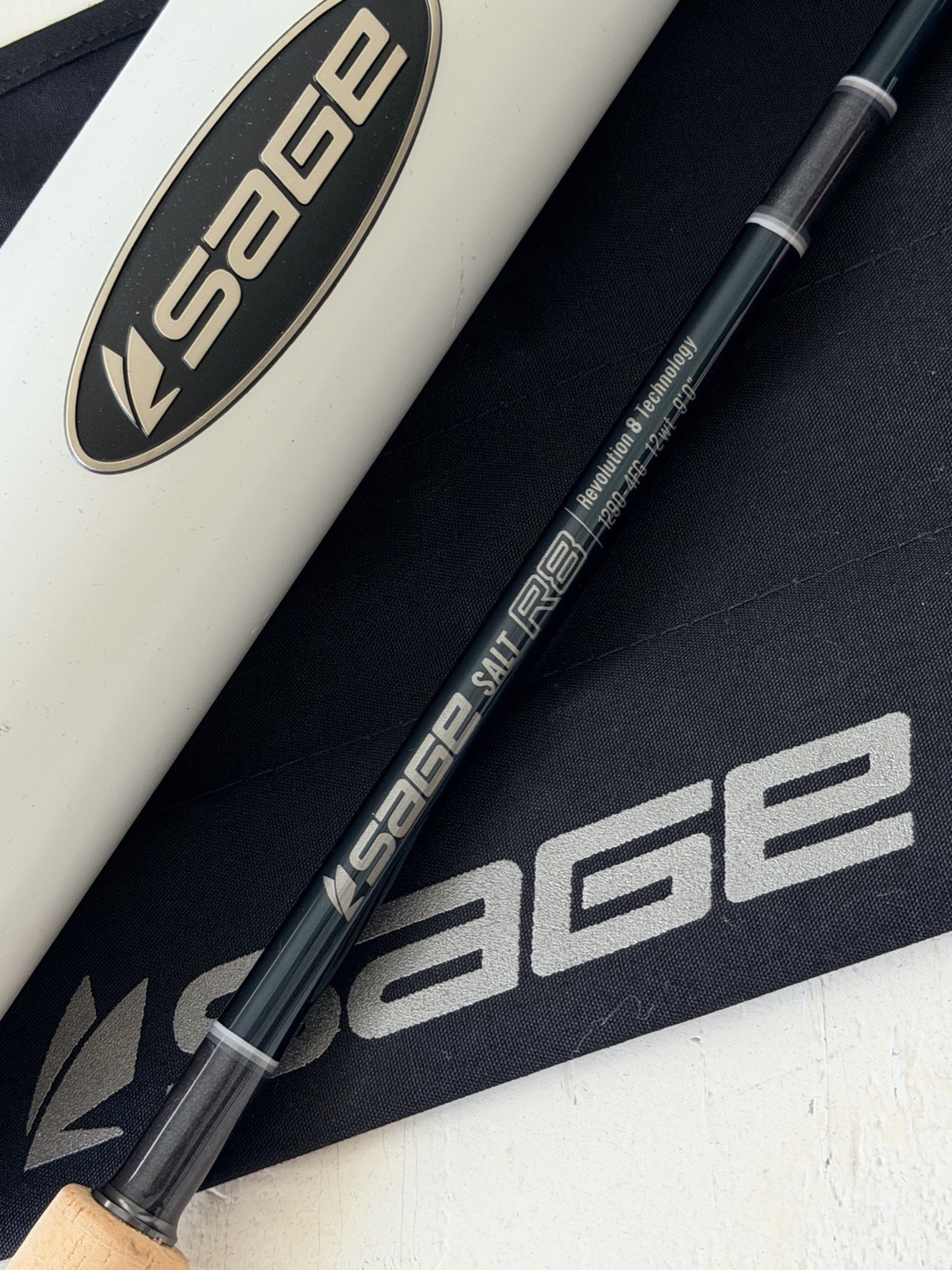 **BEAUTIFUL** 🔥 SAGE R8 SALT 12wt. 9’ft~4Pc FlyRod!! 🔥~LEGENDARY~🔥
