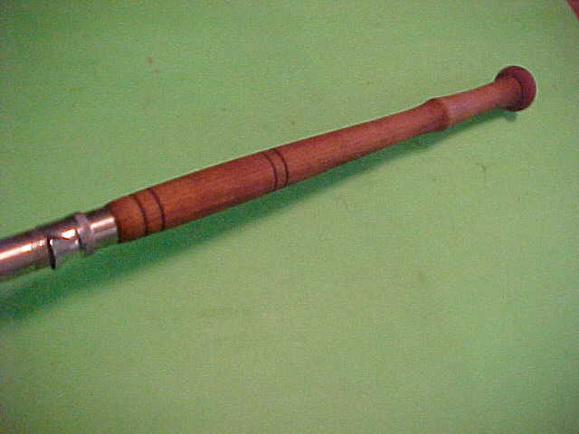 VINTAGE 6 FOOT 8 INCH 15 TO 30 POUND CLASS CONVENTIONAL FISHING ROD @ L@@K @