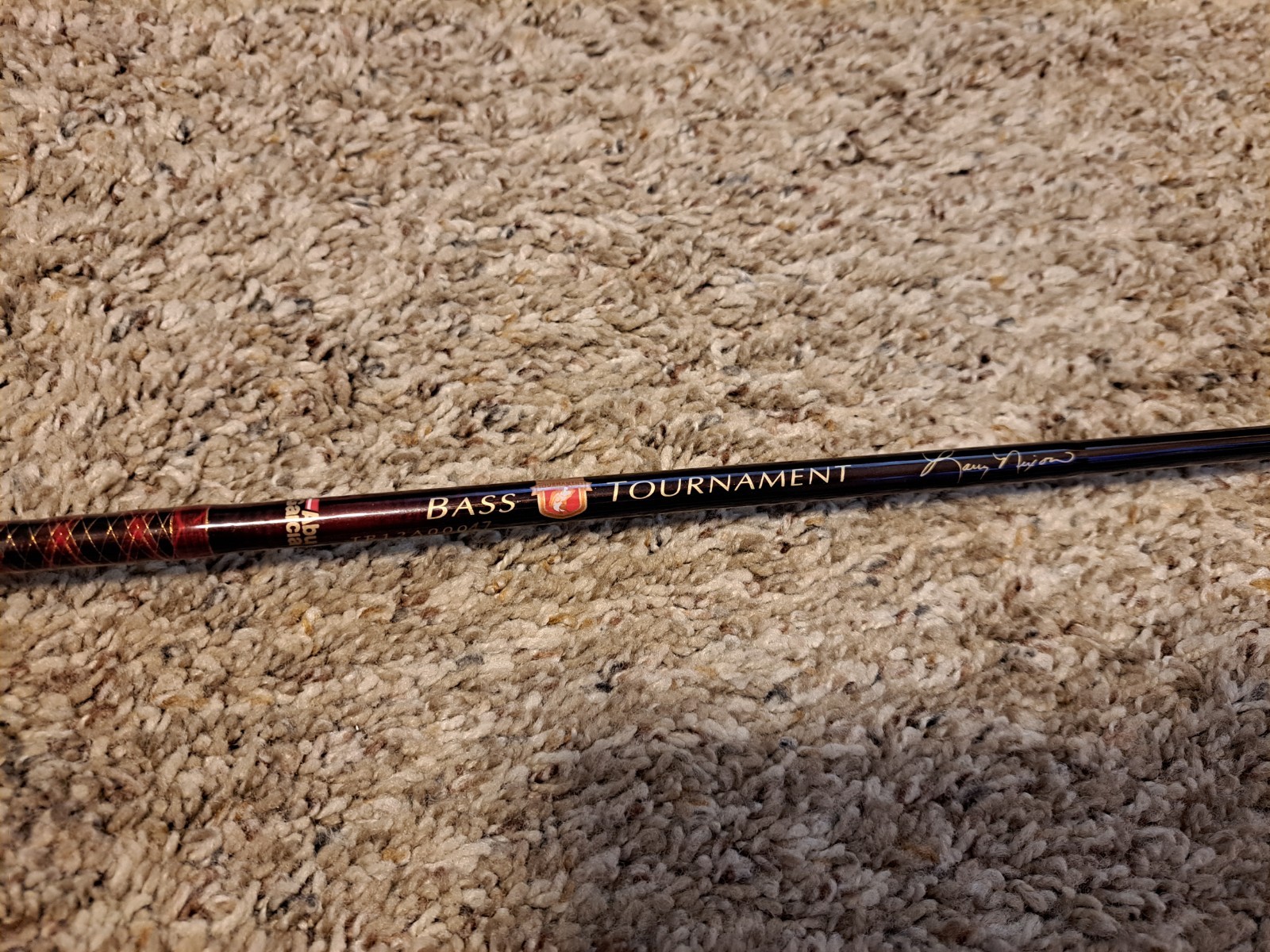 Abu Garcia Bass Tournament 5’6″ BTC56HP Larry Nixon Signed Fishing Rod NOS