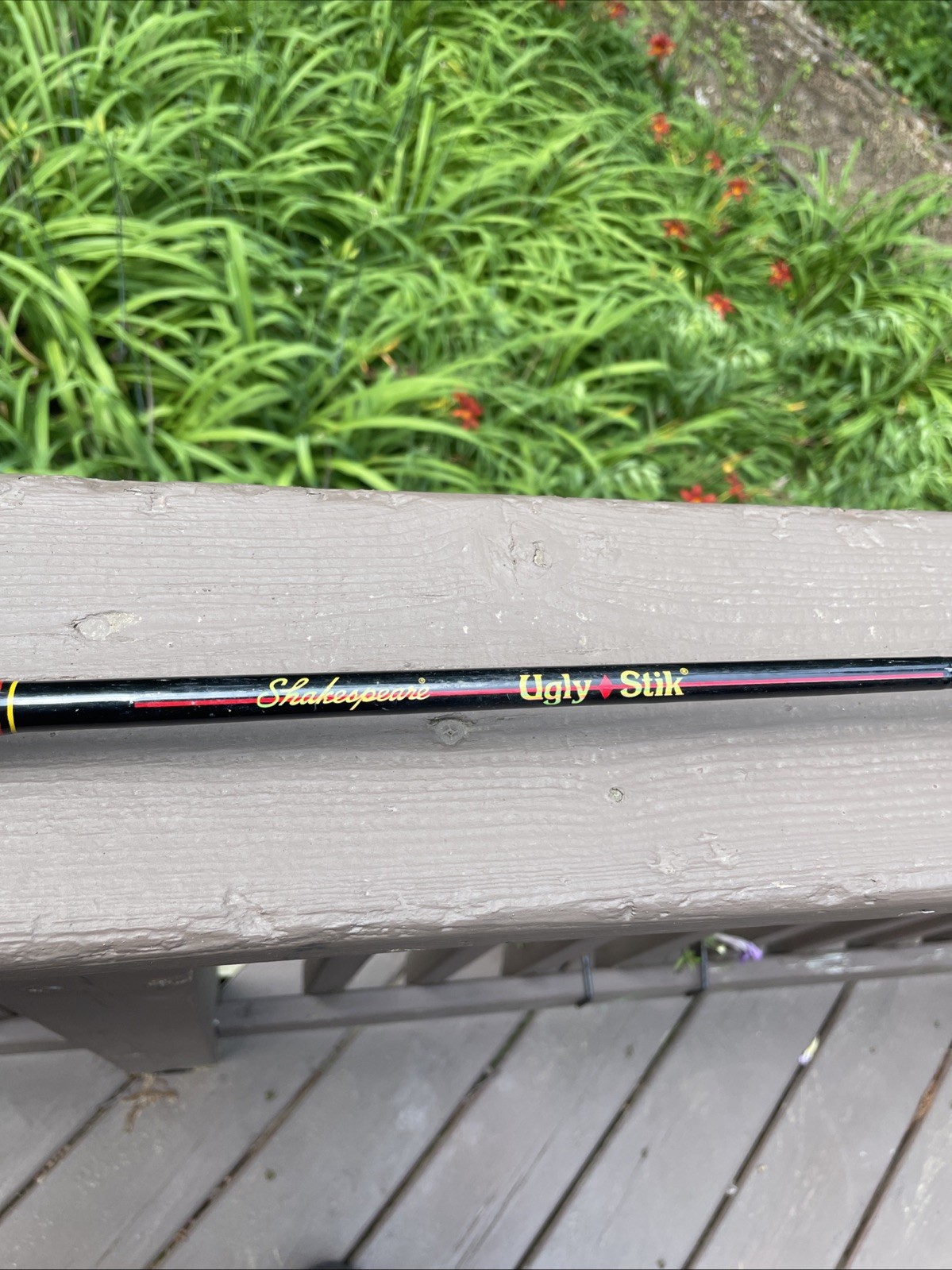 Shakespeare Ugly Stik SPL 1102 5’10” Lite 2 Piece Medium Spinning Fishing Rod