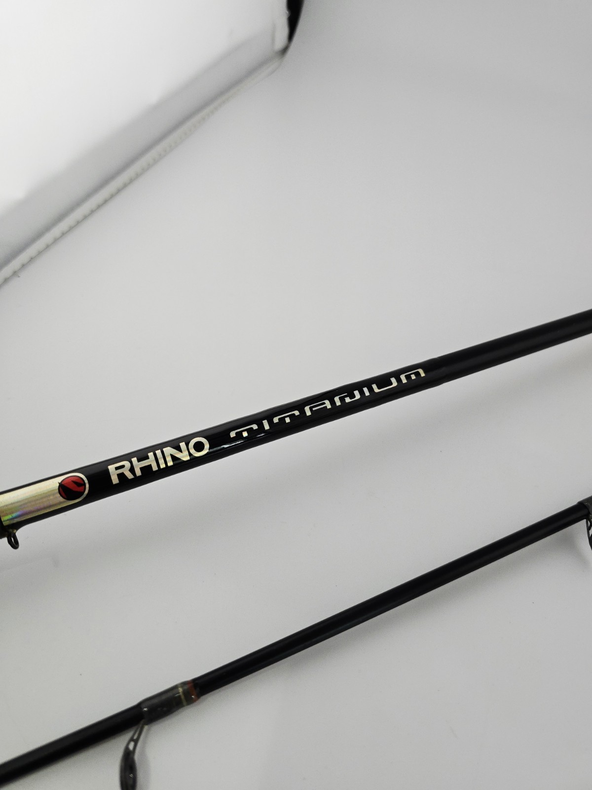 Rhino Titanium RHTC602M 6′ 2pc Medium/ Action Casting Rod