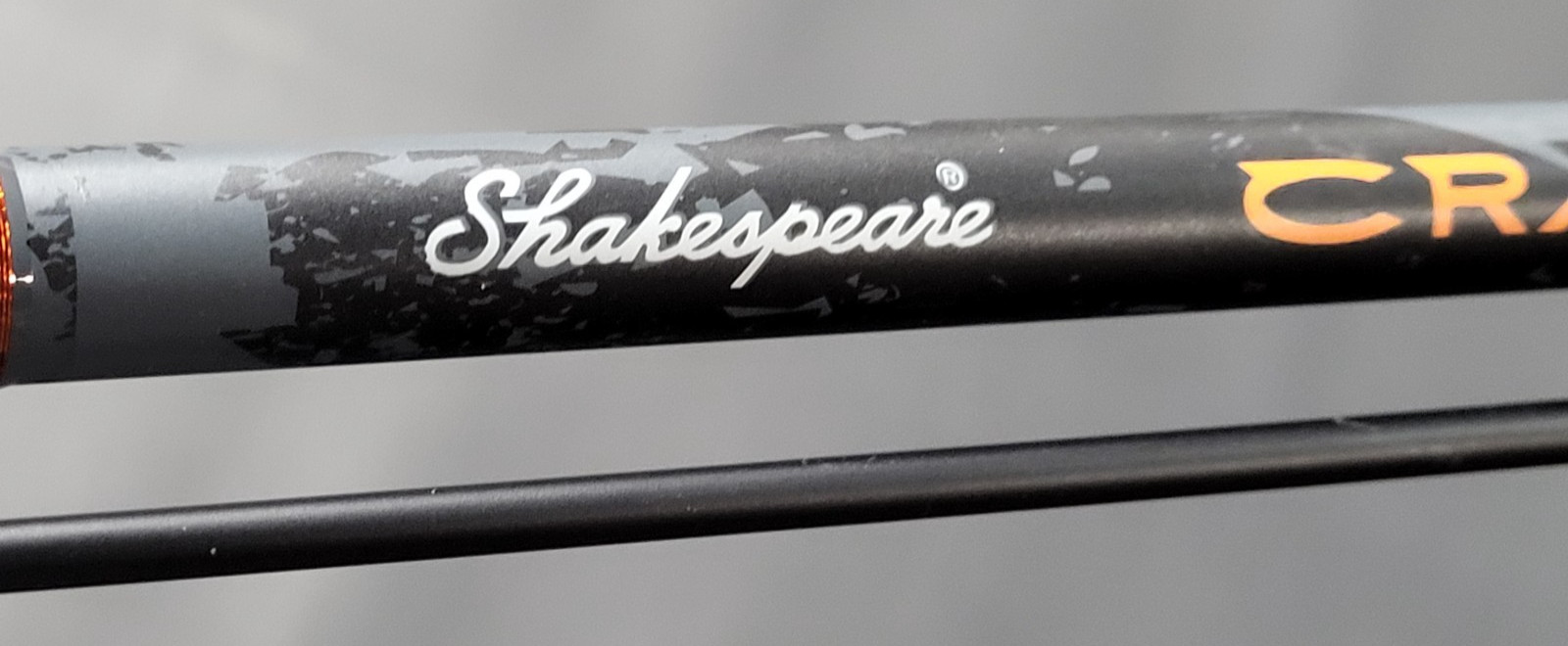 Shakespeare CRAPPIE HUNTER CHSP122L, 2 Piece Spinning Rod 12 ft Light (4-10) NEW