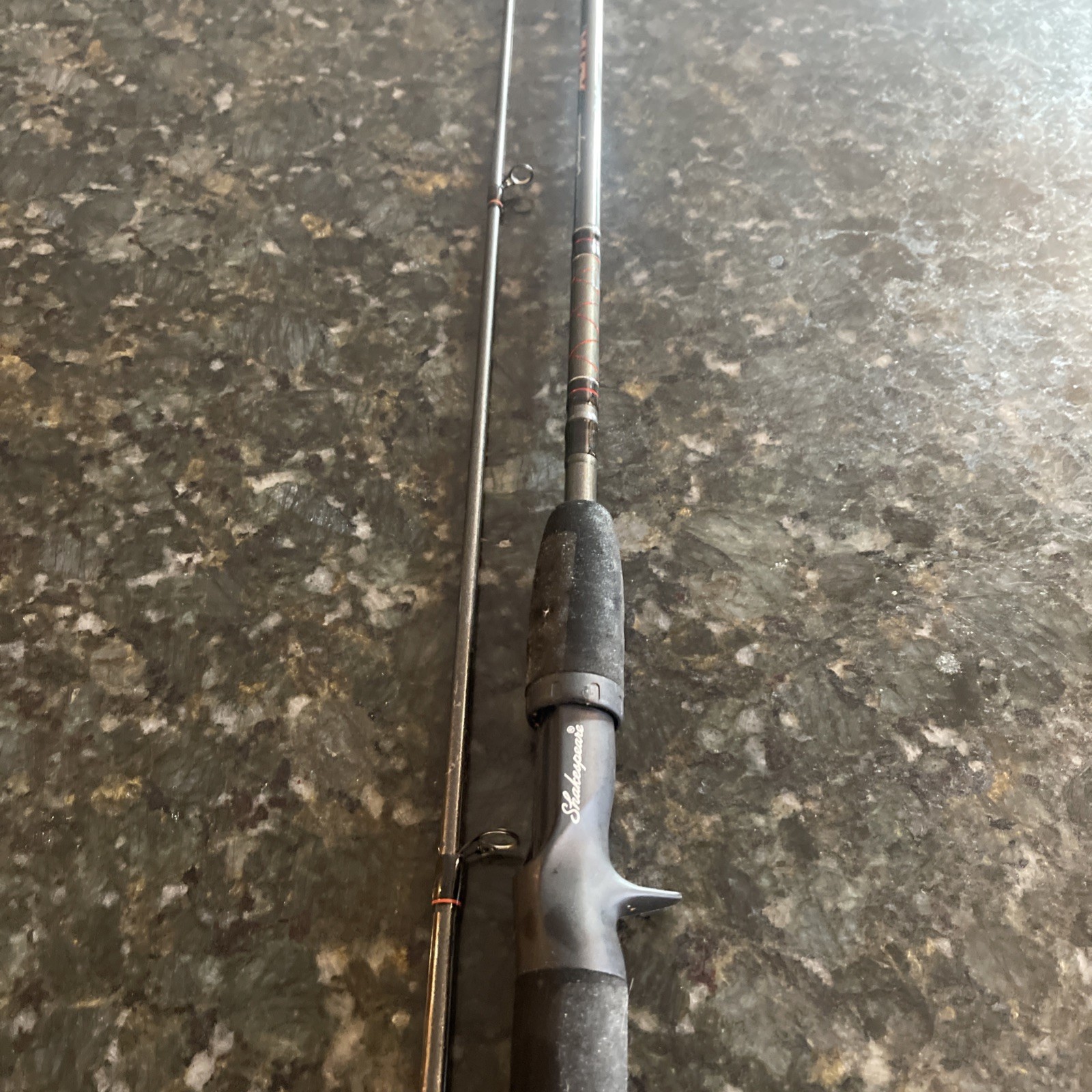 Shakespeare Alpha ALP 60 2M medium 6′ casting rod 6-12 Lb Line 2 Pc Rod