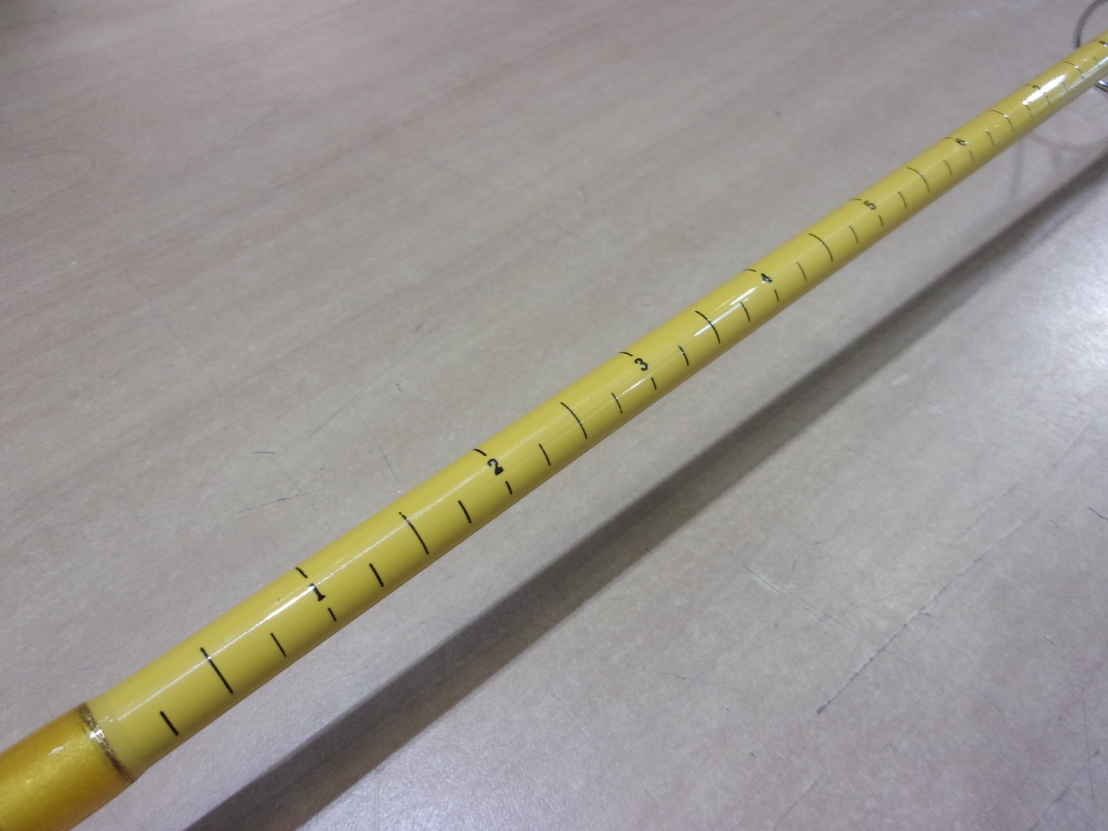 EAGLE CLAW FEATHERLIGHT SPINNING ROD 5 foot 6 inch length