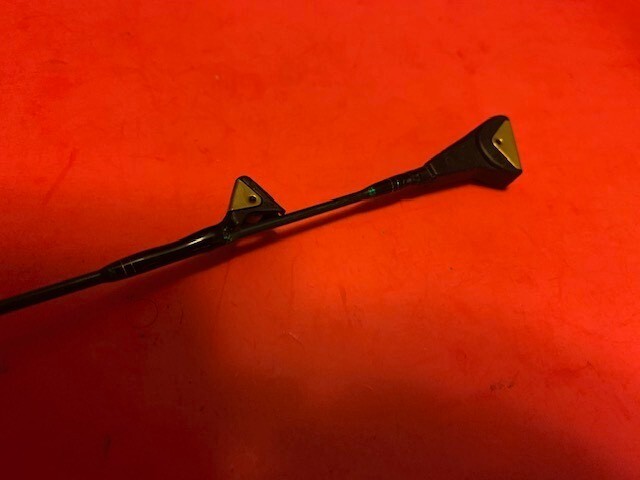 CUSTOM BUILT GREEN GRAPHITE COMPOSITE 7 FOOT 1 INCH 10 TO 25# CONVENTIONAL ROD