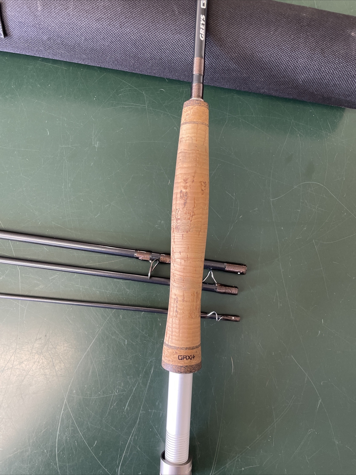 GREYS GRXi+ 8’6 #5 FLY ROD & CASE