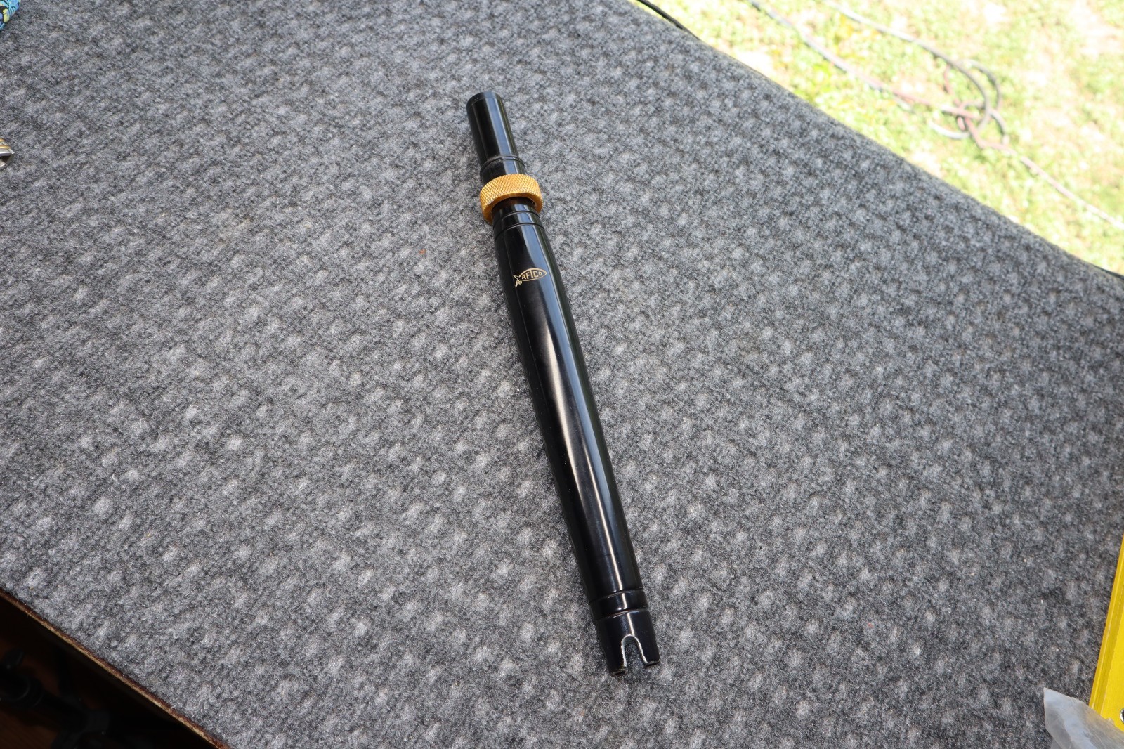 Aftco Unibutt Black Aluminum Straight 14″ Butt Seat Only Black Gold