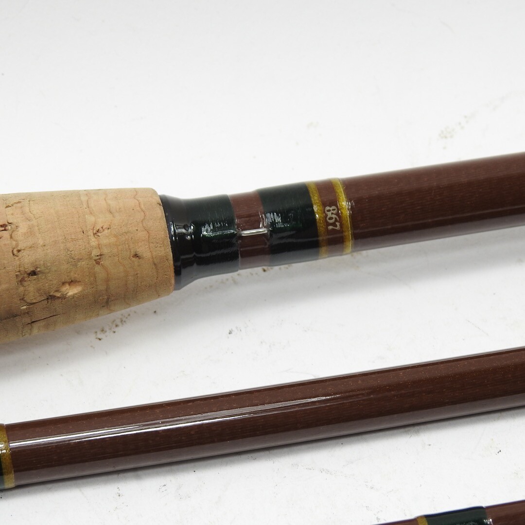 L.L. Bean “Double L” Fiberglass Fly Rod. 8′ 6″ 7wt. W/ Tube and Sock.