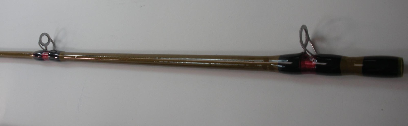 Shakespeare Ugly Stik 1397911 USTDR1230C802 8 Ft Tiger Rod medium Light