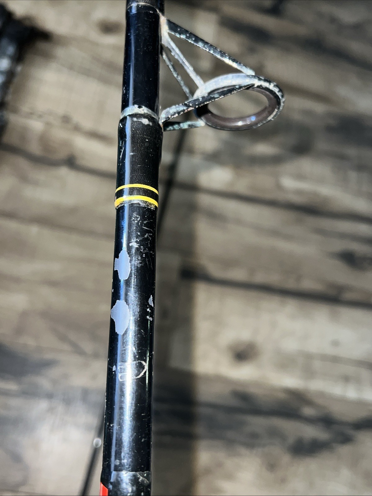 Abu Garcia Conolon 300 Graphite Fishing Rod BS80M 8′ Medium Action *GUIDE ISSUES