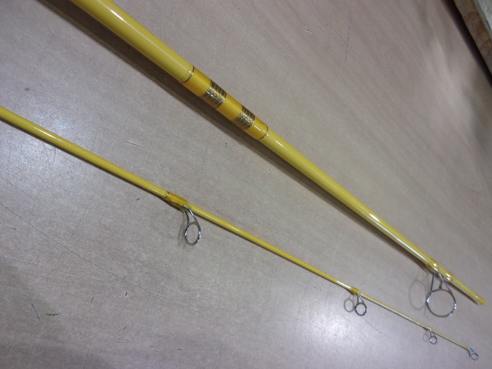 EAGLE CLAW FEATHERLIGHT SPINNING ROD 5 foot 6 inch length