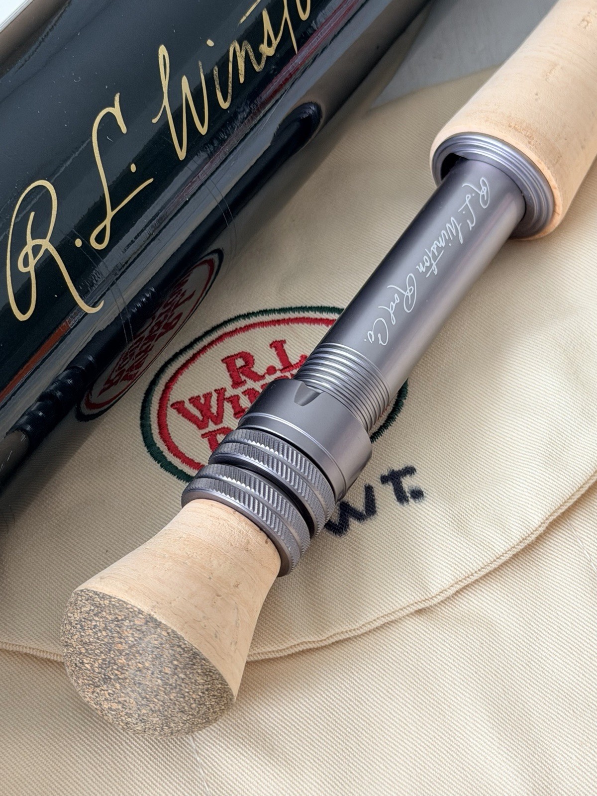 **BEAUTIFUL** 🔥RL WINSTON AIR SALT 11wt. 9’ft FlyRod!! ~LEGENDARY~ 🔥