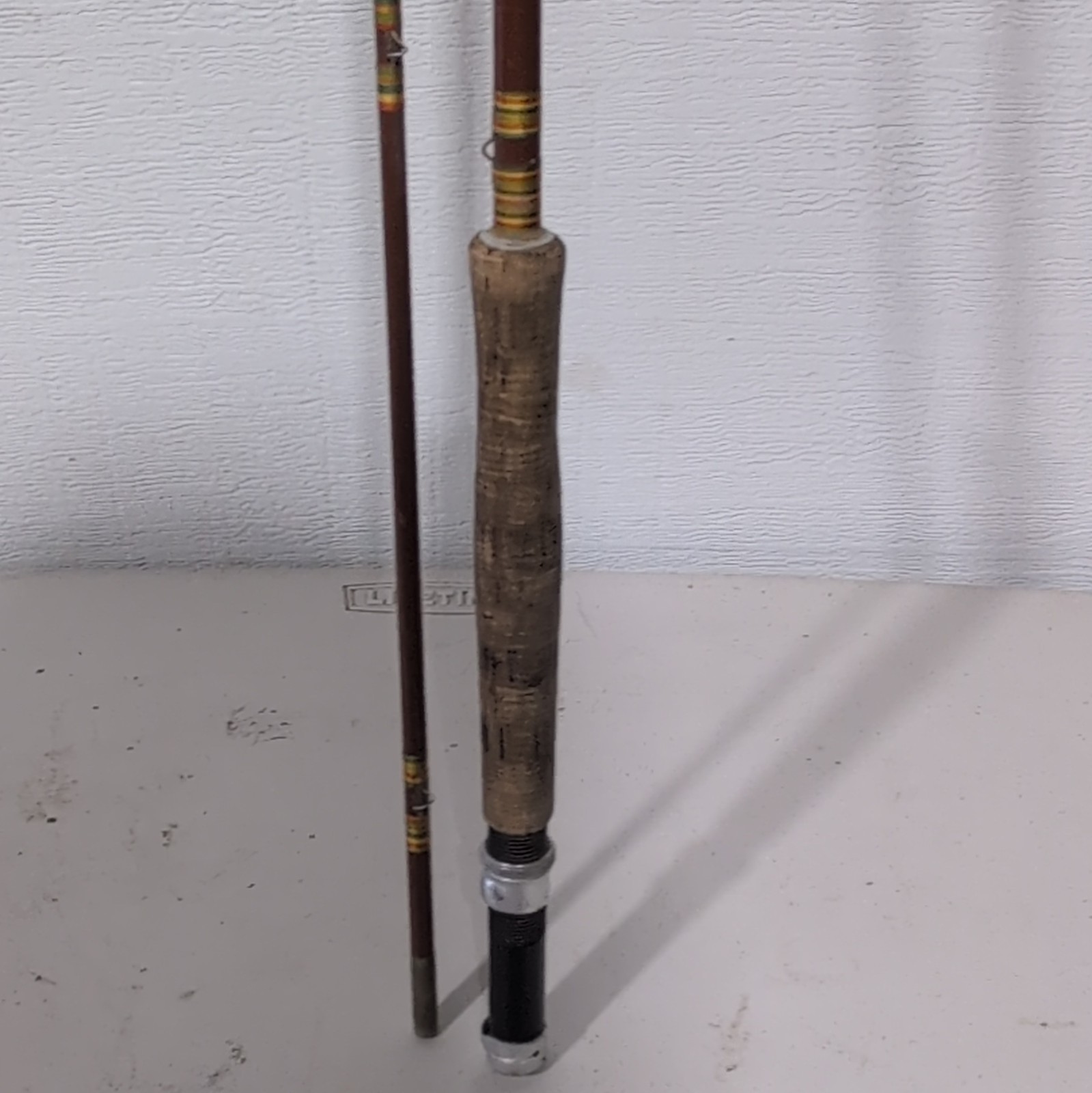 Herter’s R8H20 8’6″ 2-piece Fiberglass Fly Fishing Rod