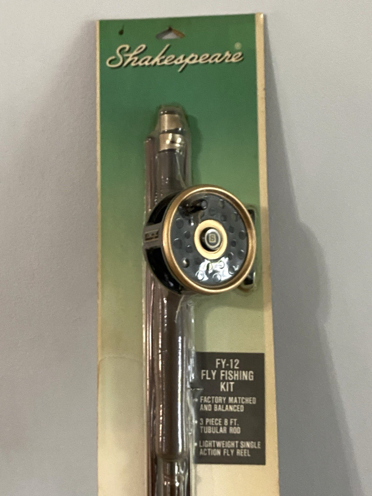 Shakespeare FY-12R Fly Fishing Outfit 3 Piece 8 Foot Tubular Glass Rod Fly Reel