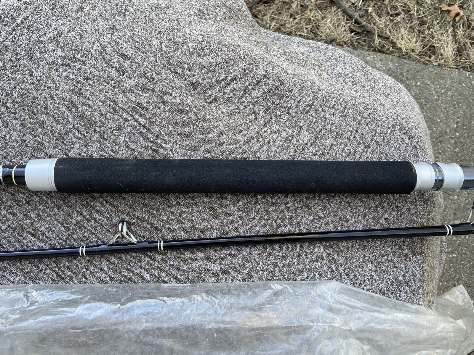 VINTAGE NEVER USED MASTER FISHING TACKLE 6585L 8′ 8″ SURF ROD