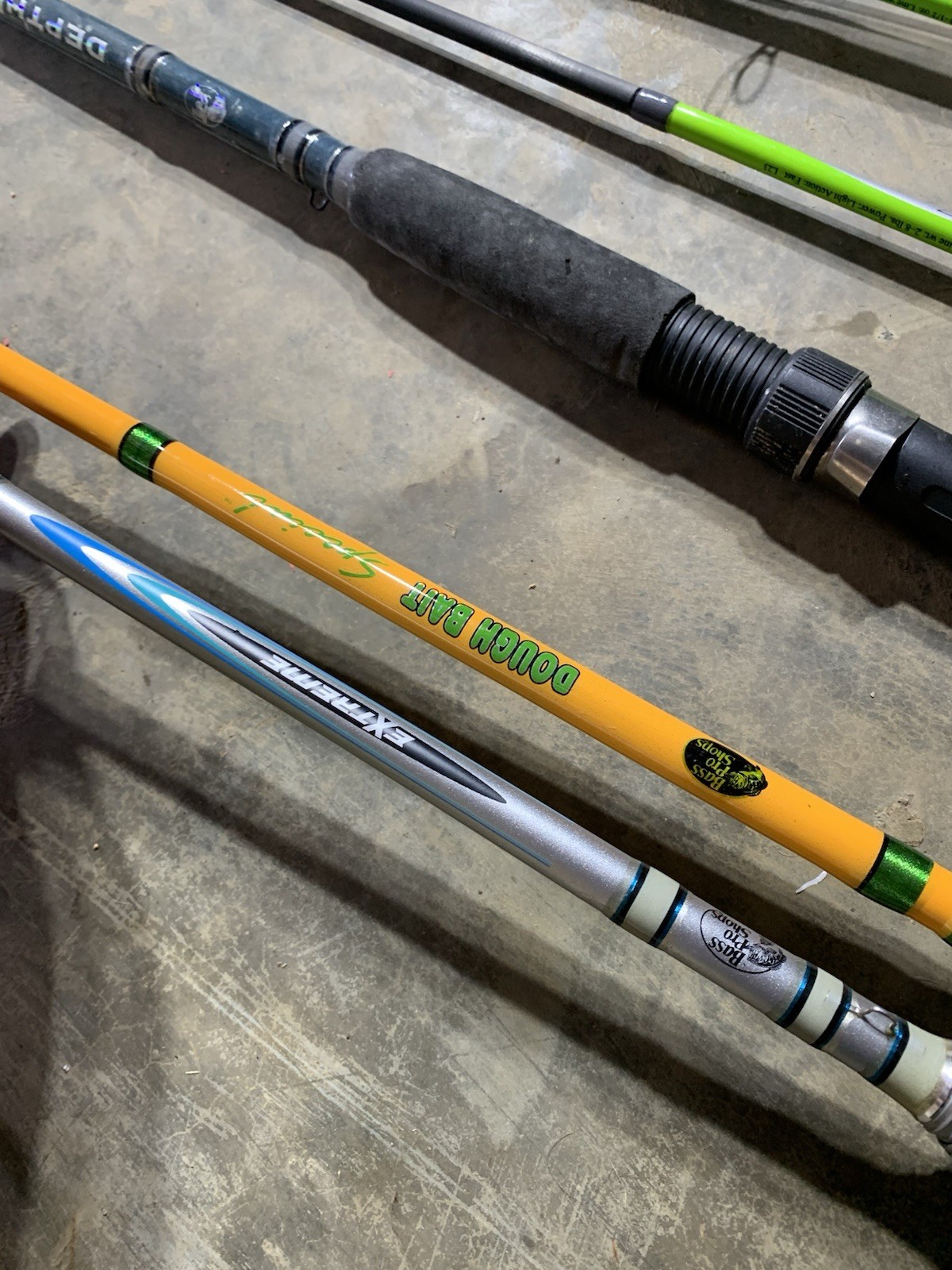 LOT OF 10 BASS PRO SHOPS FISHING RODS (BROKEN)