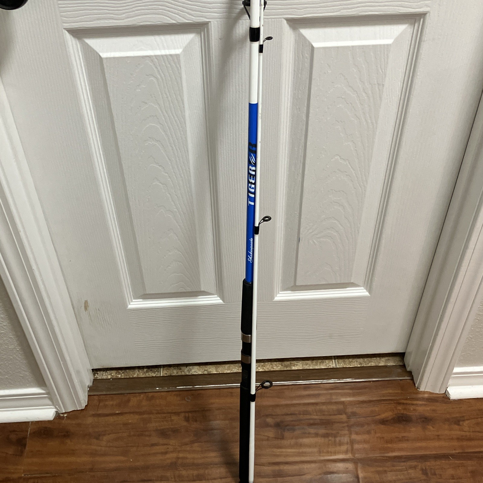Shakespeare Tiger 7ft Medium Moderate Spinning Rod Fiberglass EVA Blue/White