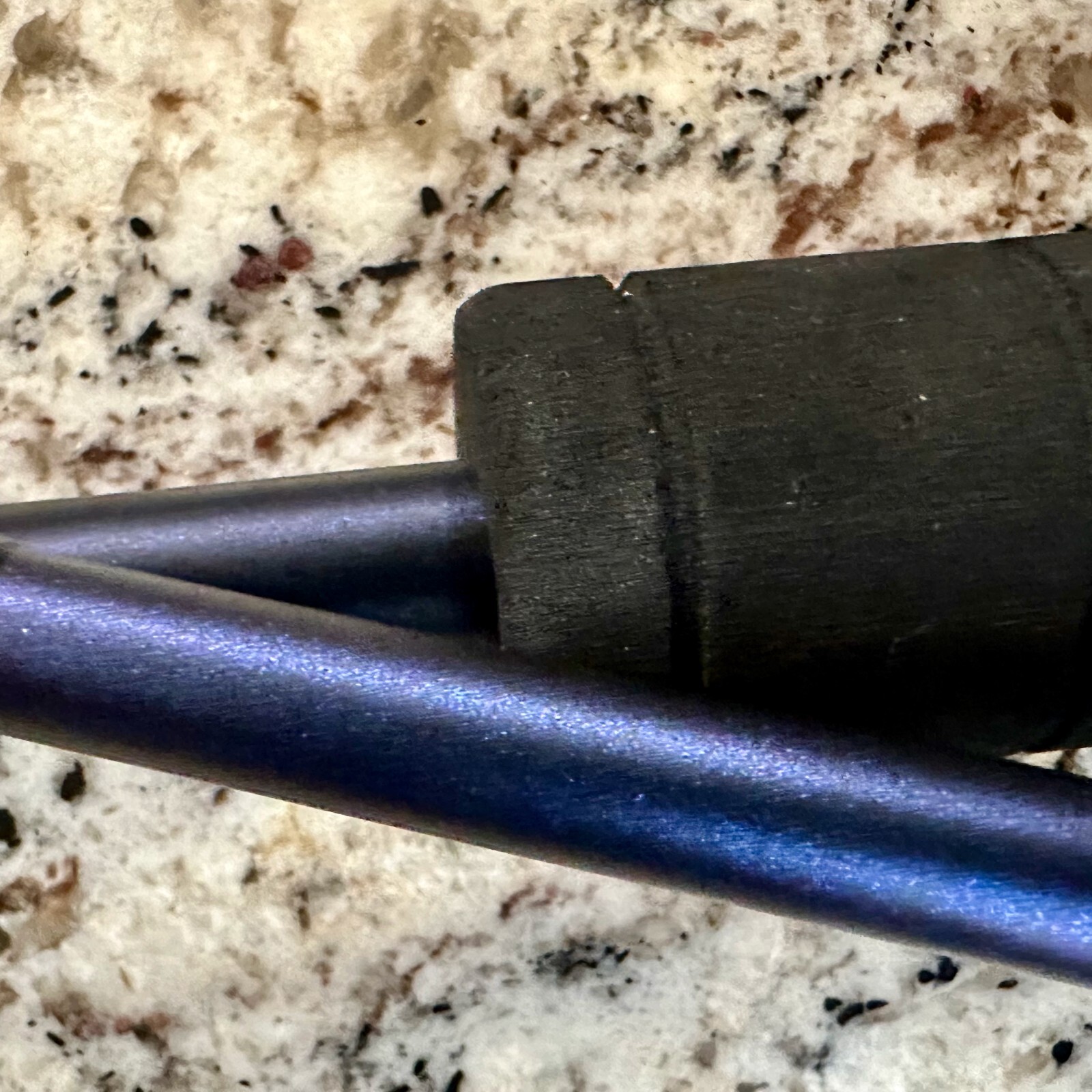 L Series 72-4 300g to 650g (10 oz to 22 oz) Slow/long fall jigging rod