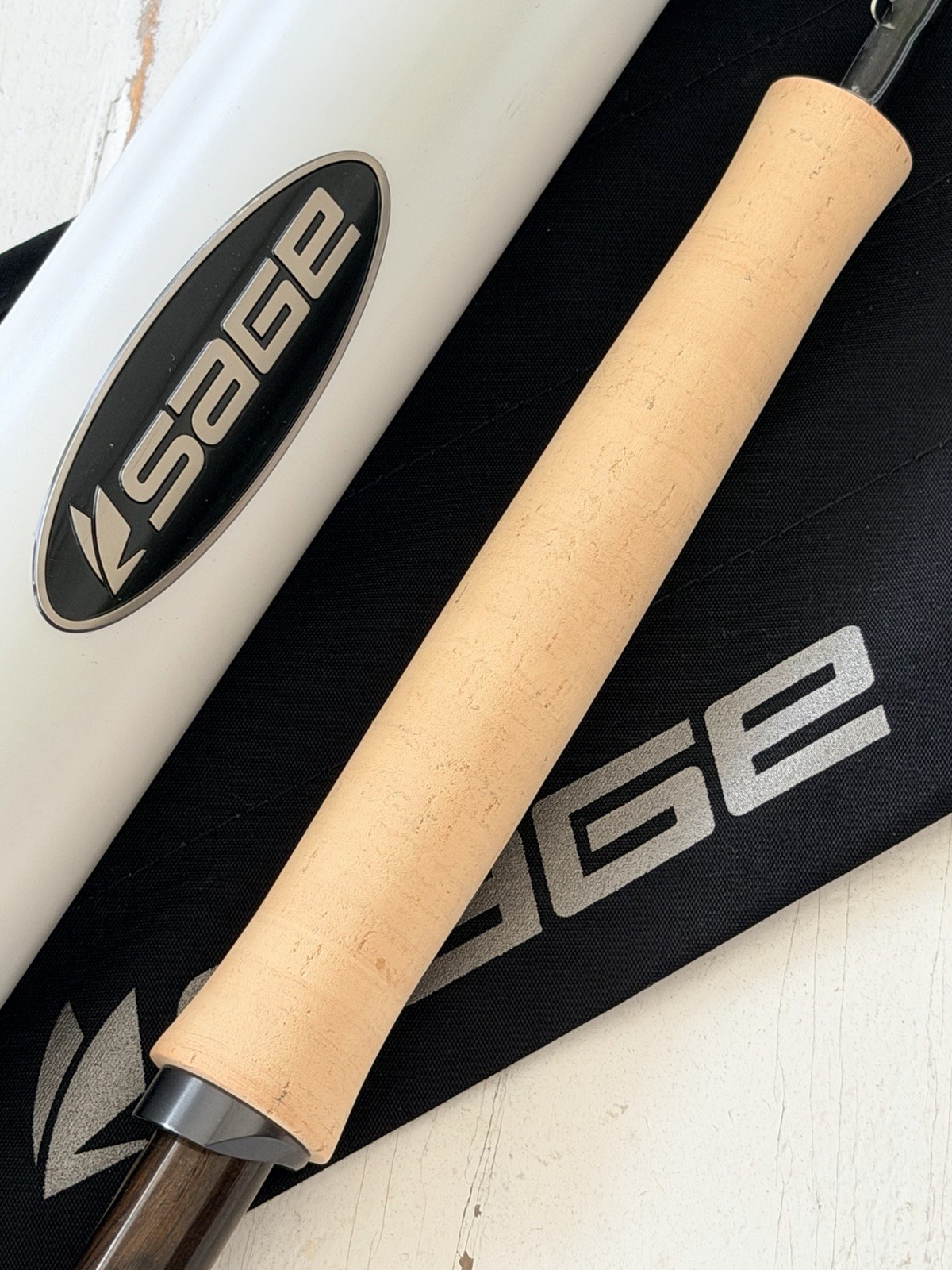 **BEAUTIFUL** 🔥 SAGE R8 Core 4wt. 8’6”in FlyRod!!🔥~LEGENDARY~🔥