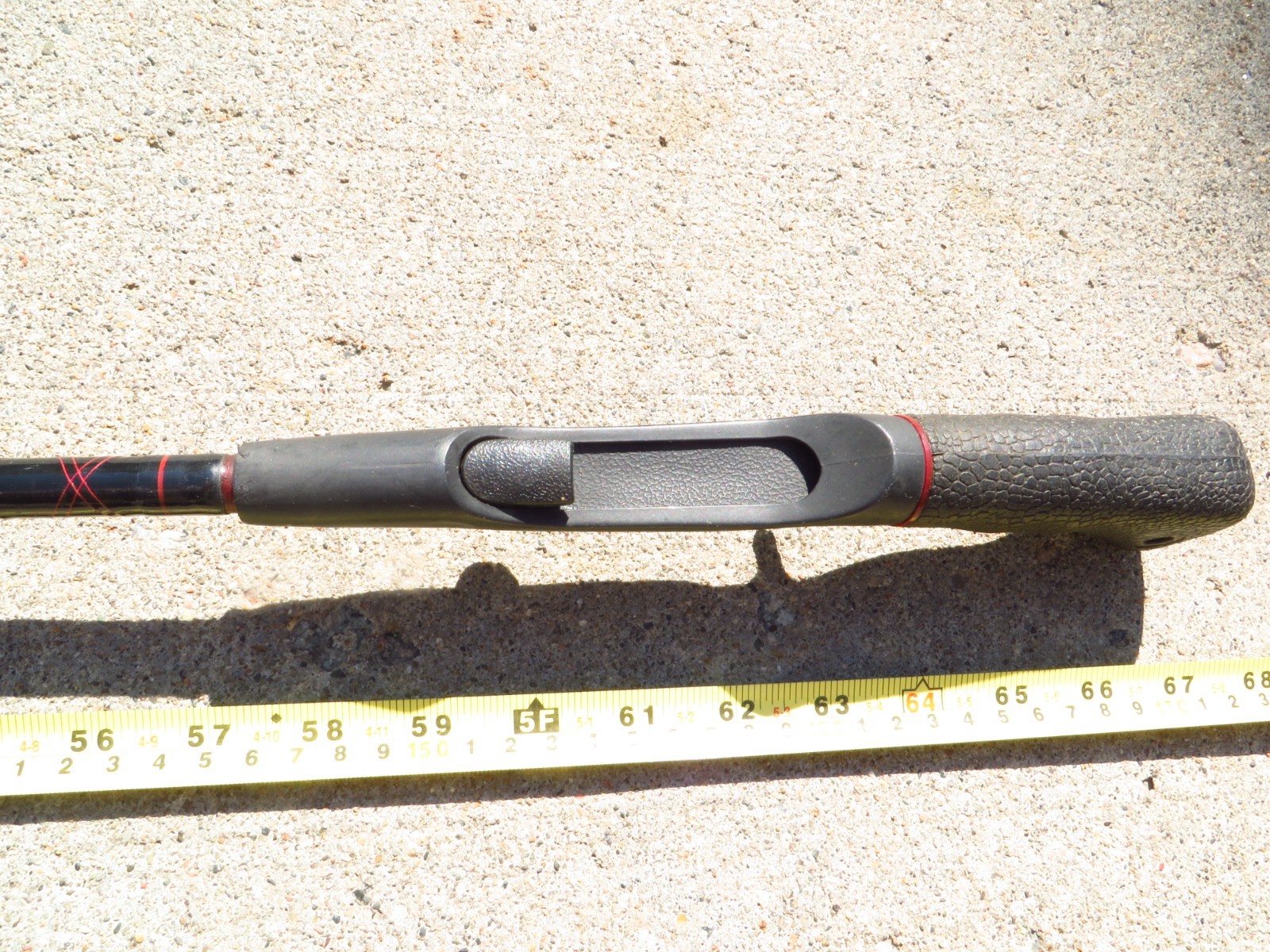 ABU Garcia CONOLON 300 Graphite Composite VTG, 5’6″ 1-PC, BC-56M