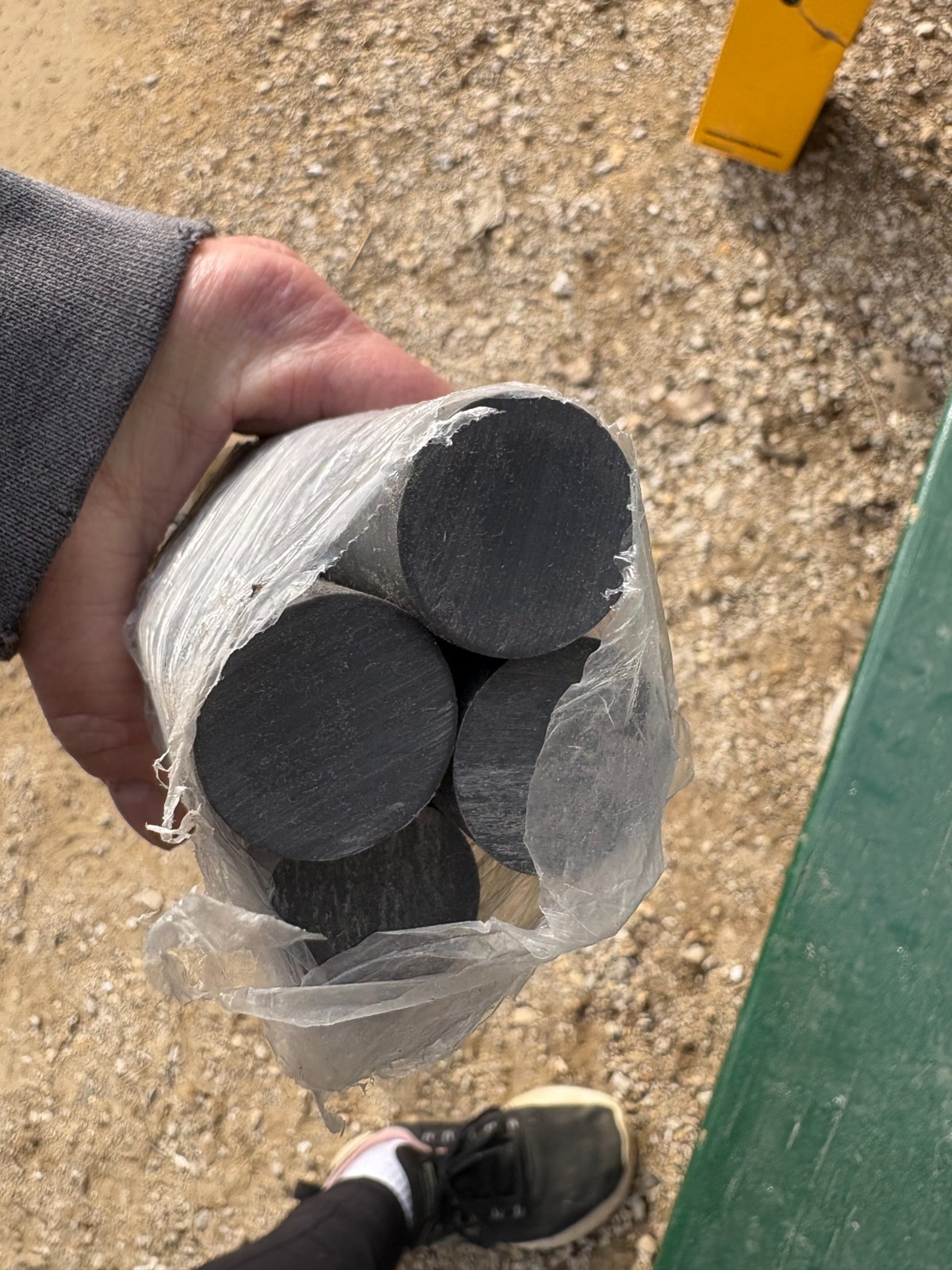 Fiber Rod: 1 in Overall Dia, 4 ft Overall Lg, Gray color 0°F to 180°F Lot of 4