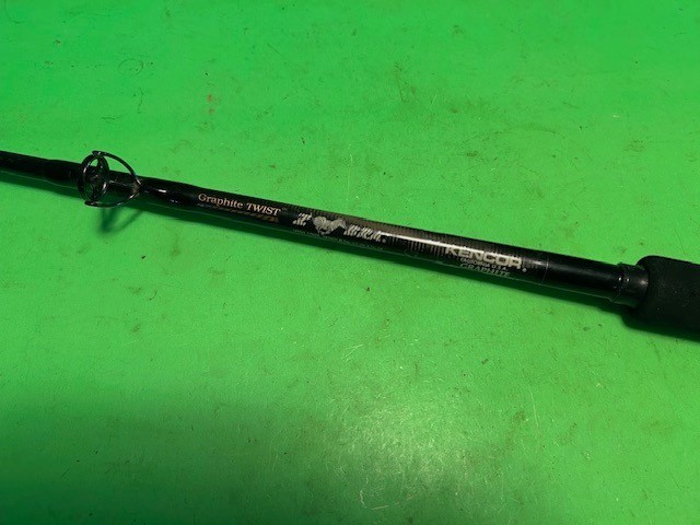KENCOR ZEBRA GRAPHITE TWIST 6 FOOT 6 INCH 20-50 POUND CONVENTIONAL FISHING ROD