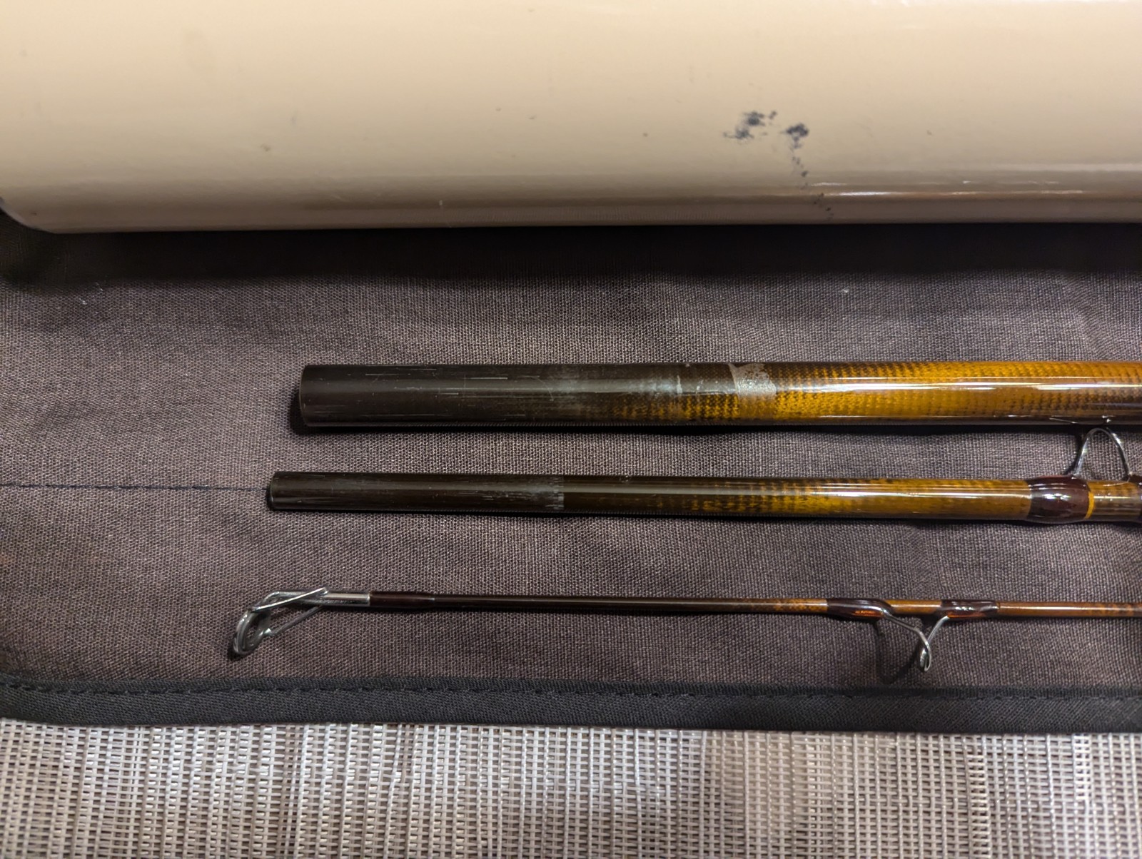Sage Spey Fly Rod 14 Foot 9 weight 3 piece in Very Good Condition w/sock & case