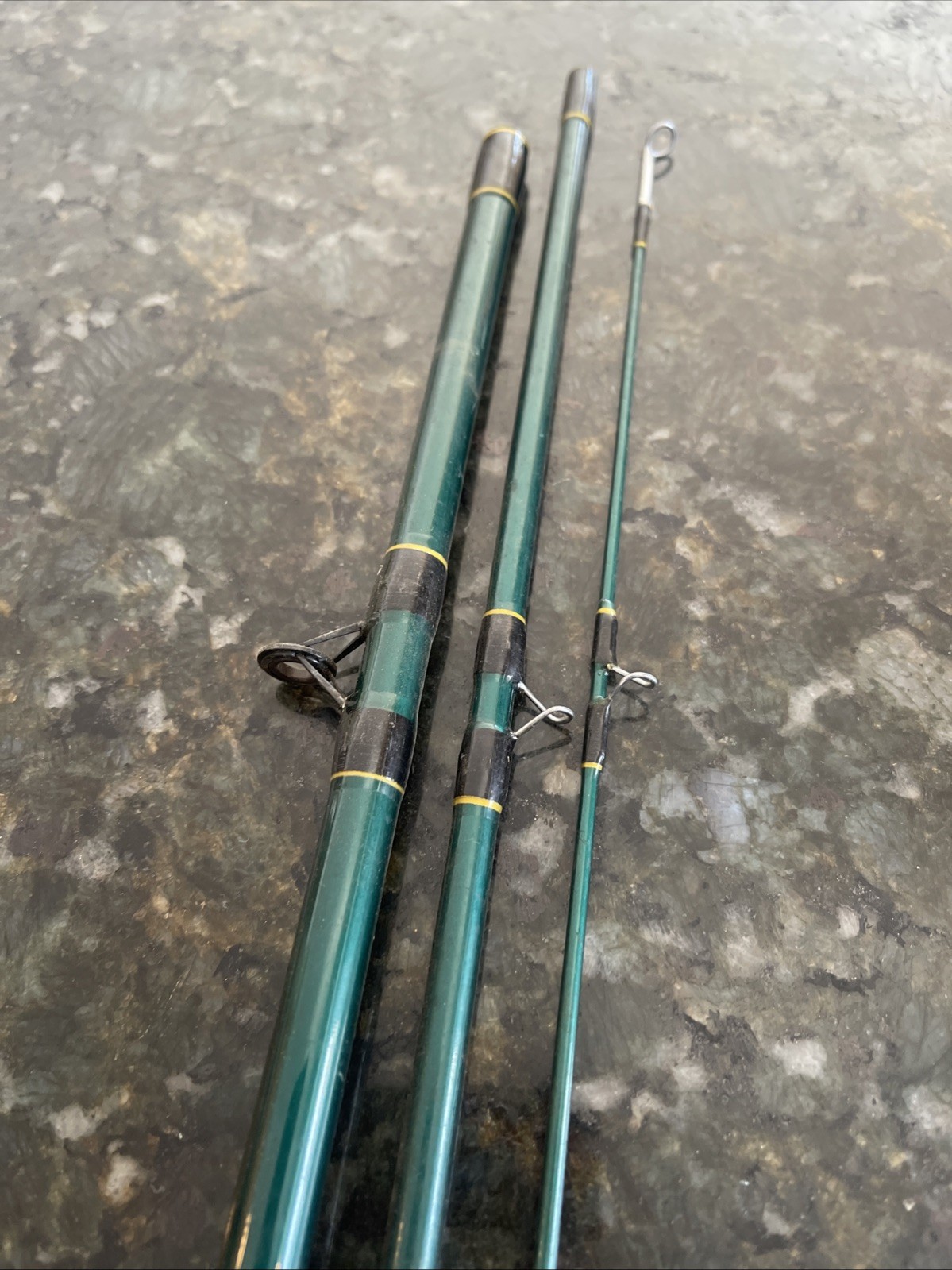Shakespeare SKP8056-3 Fly Fishing Rod 3-Piece 8′ #5/6 Fly Line