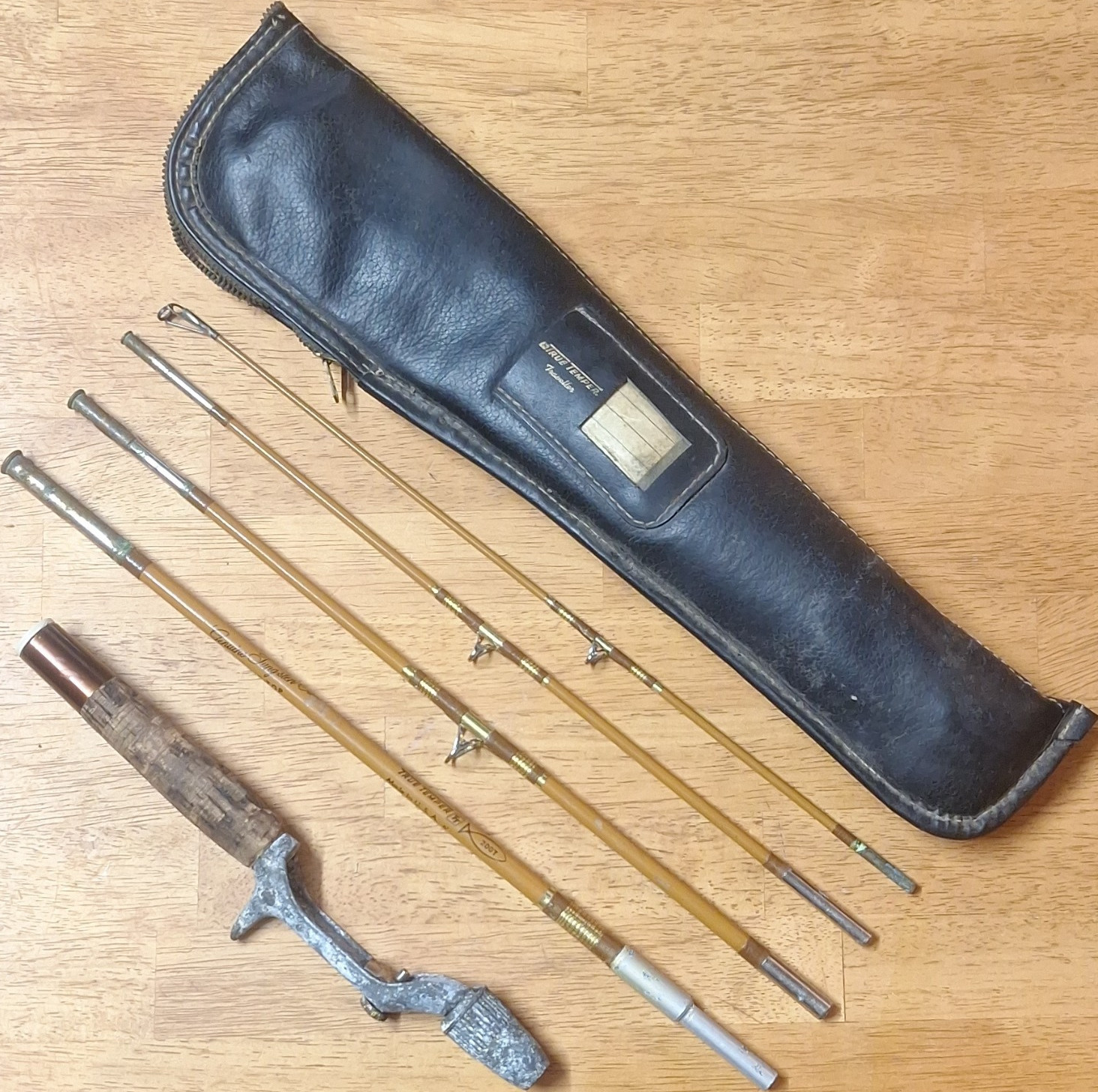 Vintage True Temper Traveller 200T Casting Rod 6′ 4pc Medium Mod 10lb 1/2oz Case