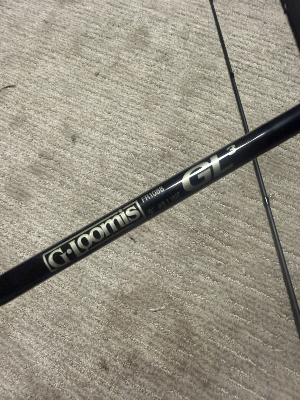 G LOOMIS GL3 8wt 9’ft~2pc fly rod with case and reel