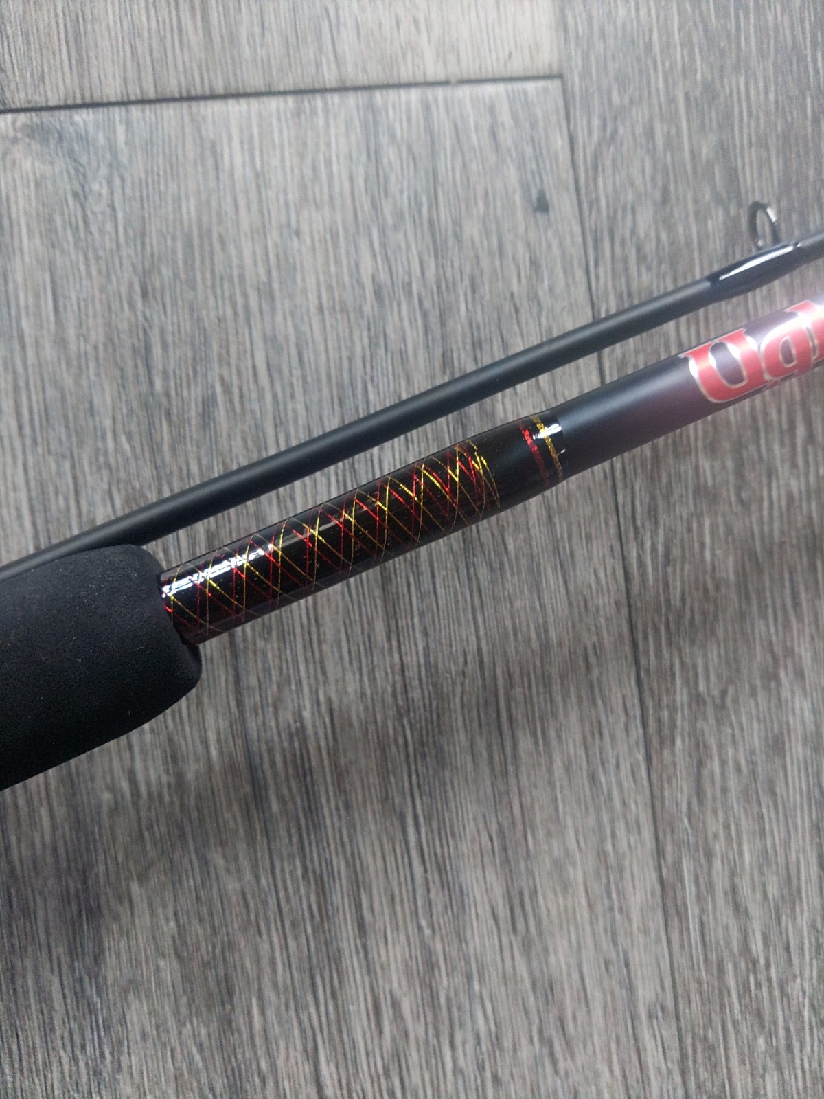 Shakespeare Ugly Stik GX2 7′ Medium 2 Piece Spinning Rod. Salesman Sample Rod.