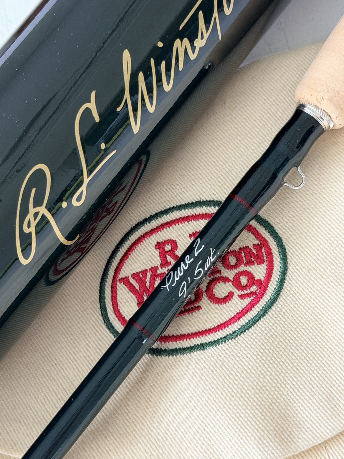 **BEAUTIFUL** 🔥 R L WINSTON PURE 2. 5wt. 9’ft~4pc FlyRod🔥~LEGENDARY~🔥