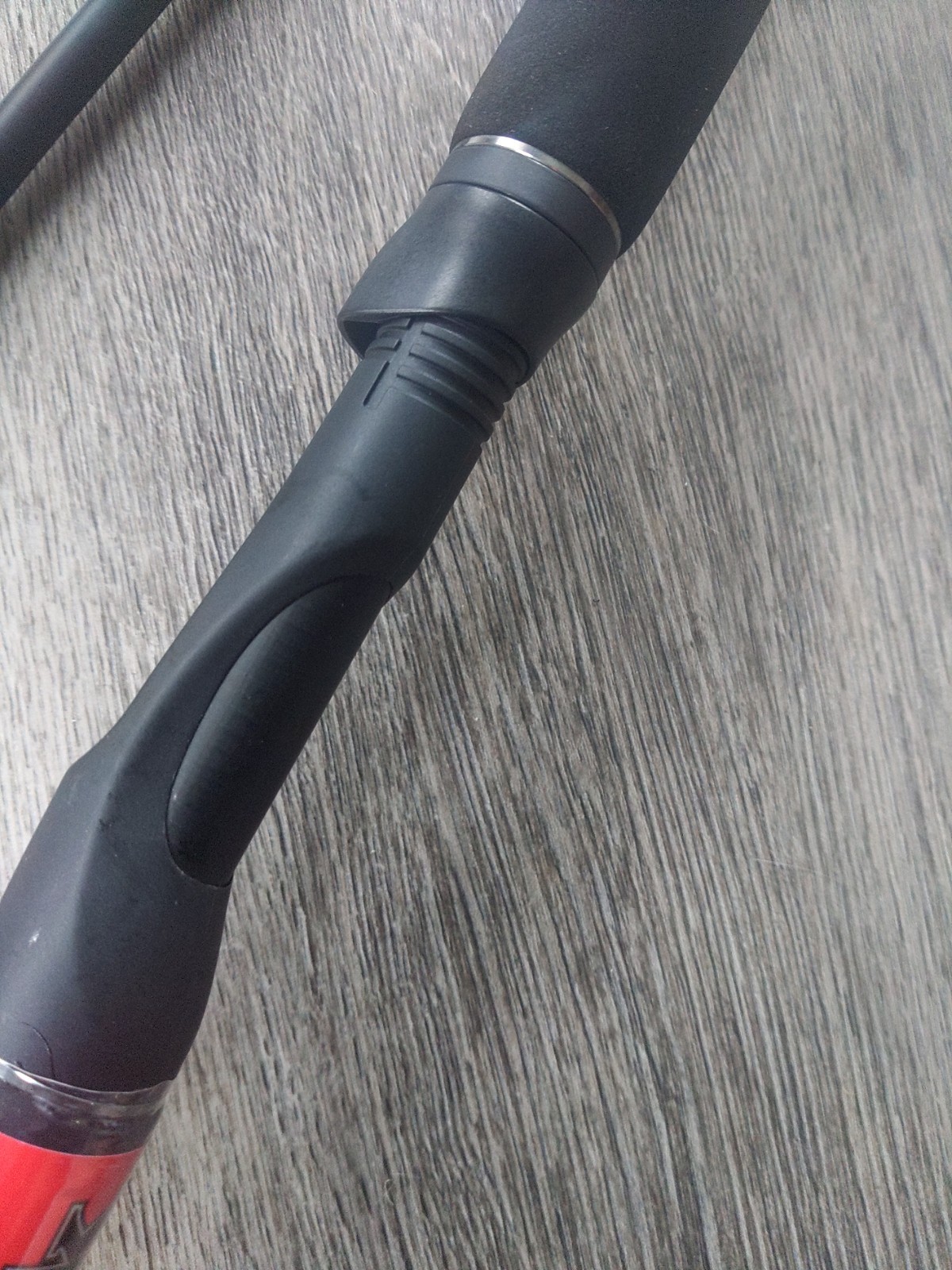Shakespeare Ugly Stik GX2 7′ Medium 2 Piece Spinning Rod. Salesman Sample Rod.