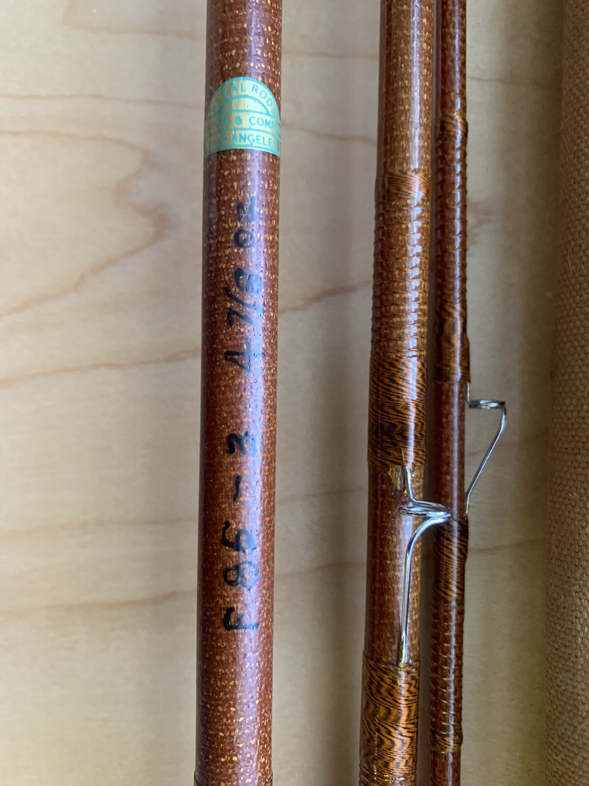 Pastor and Co. Regal rod F85-3 4 7/8 oz. Featherweight 3pc with canvas tote 103″