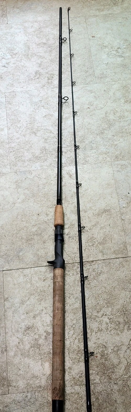 Okuma Guide Select Im-8 Graphite 8’6″ 2pc Med-hvy 10-20lb Casting Rod EUC