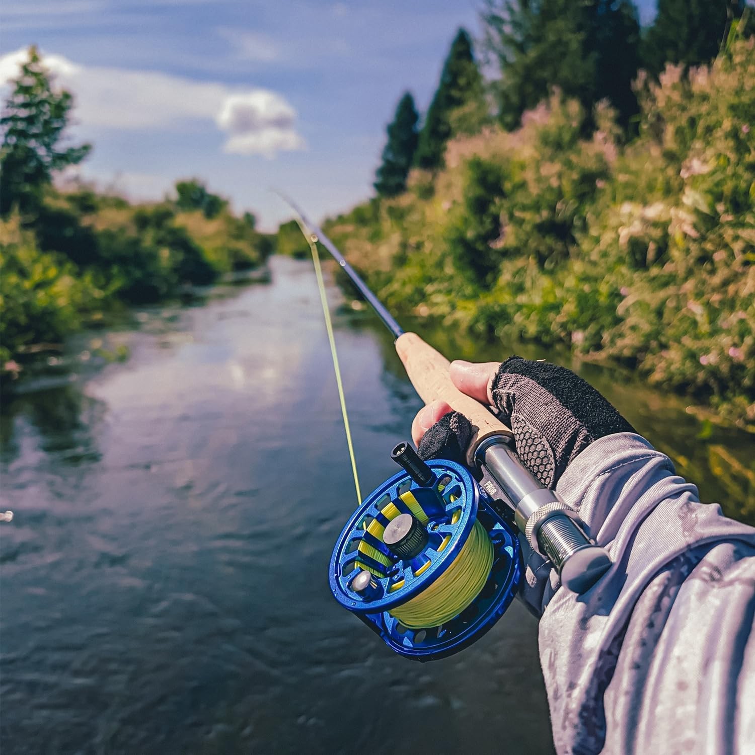 Lightweight 6wt Fly Fishing Rod 4-Sections Medium Fast Action Freshwater w/ Tube