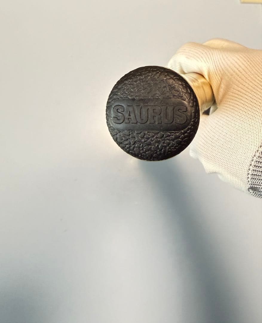 Sports Saurus Chione Semi-Double Grip Used Good Condition with Box