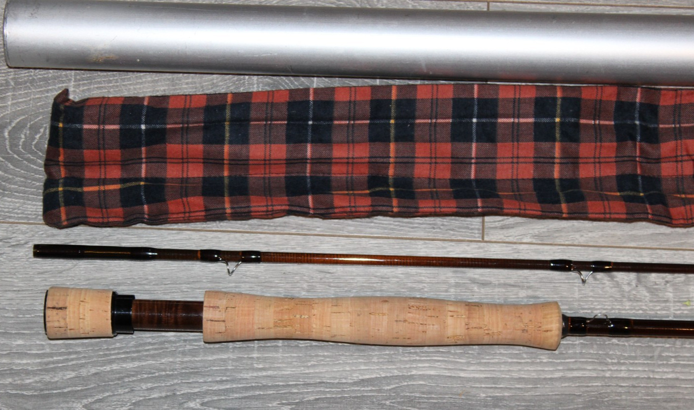 Unmarked 10′ Fly fishing rod (NICE) with Tube & sock