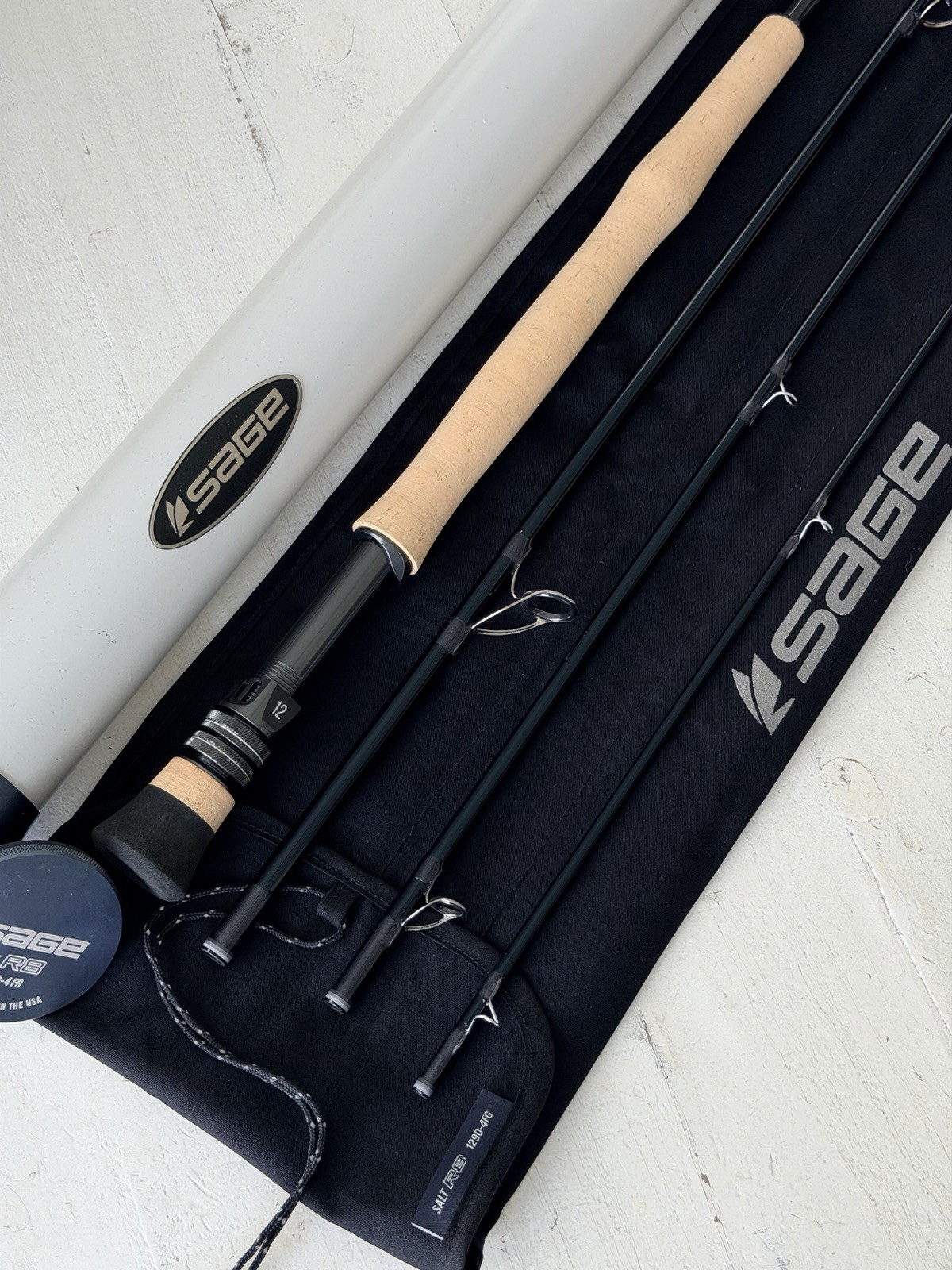 **BEAUTIFUL** 🔥 SAGE R8 SALT 12wt. 9’ft~4Pc FlyRod!! 🔥~LEGENDARY~🔥