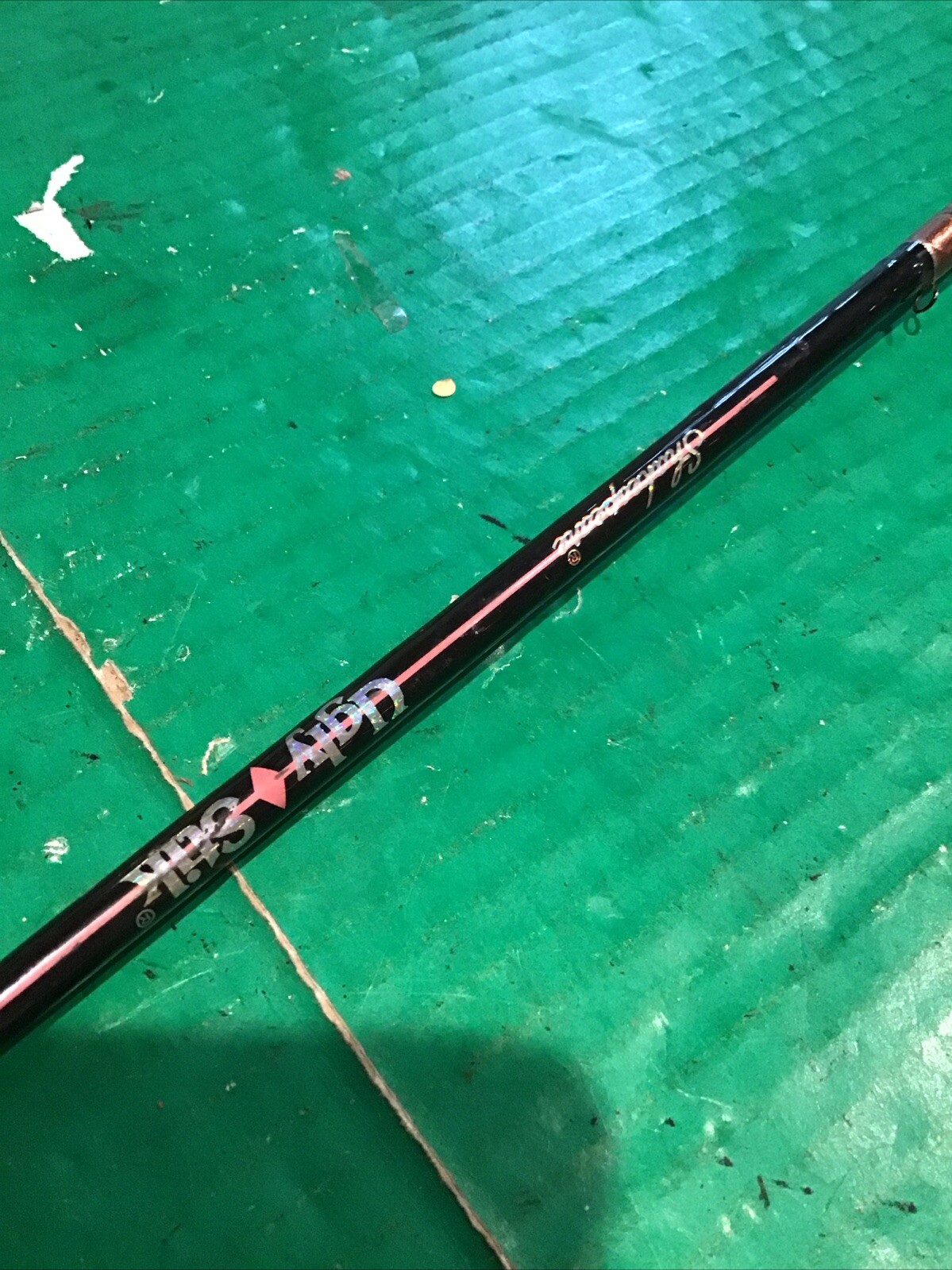 Lady Ugly Stik (SCLADY 1100 56) 2-pc Casting Rod Spincast Baitcast Style 5’6″