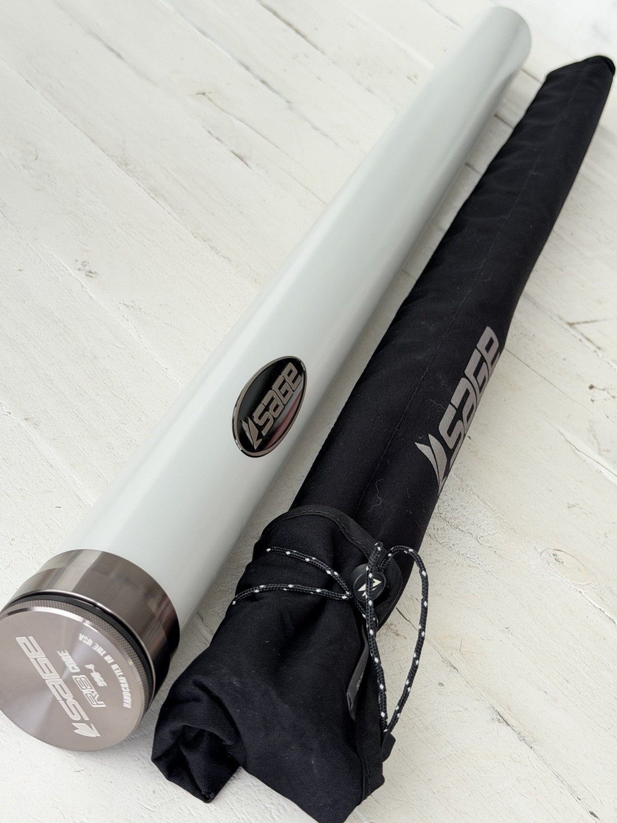 **BEAUTIFUL** 🔥 SAGE R8 Core 9wt. 9’ft~4Pc FlyRod!! 🔥~LEGENDARY~🔥