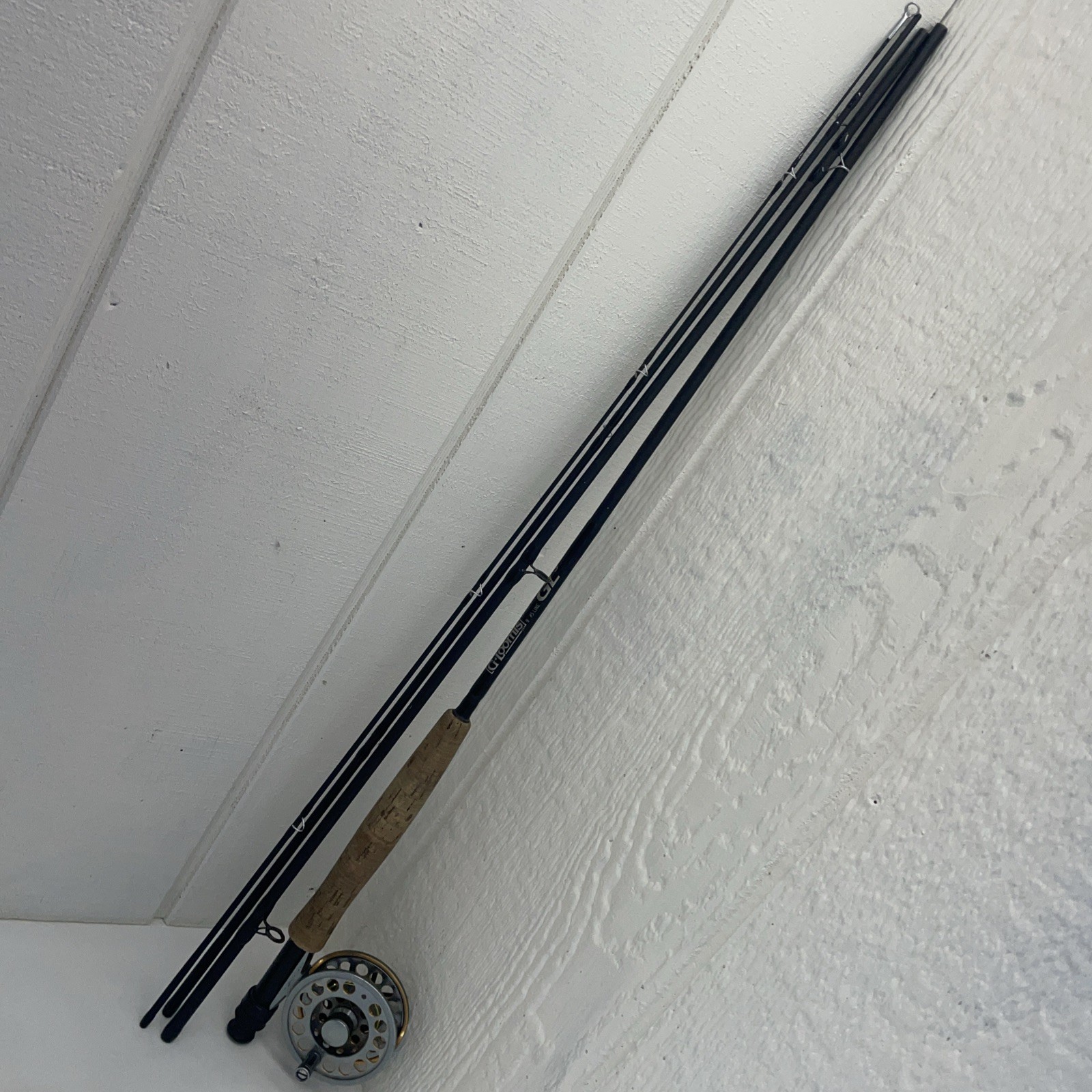 G Loomis FR 1085-4 GL3 Fly Rod9′ #5 Line W/ Aikelen ZF-75 Reel