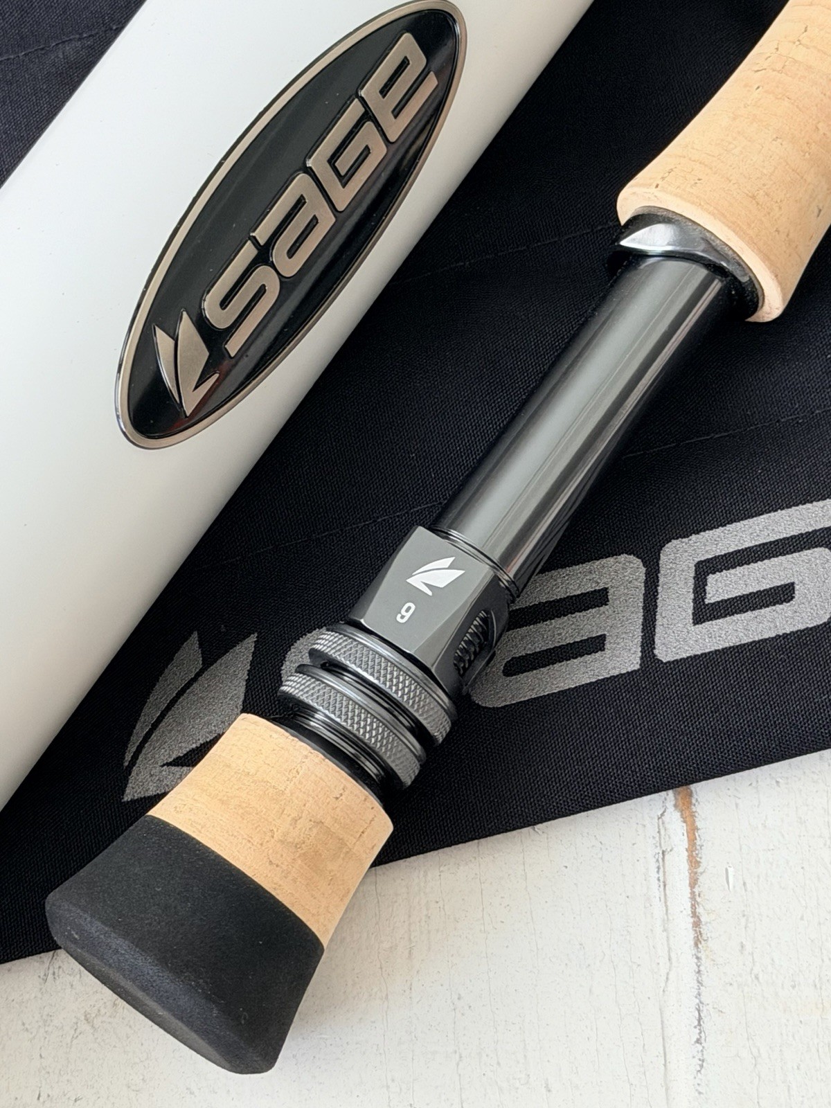**BEAUTIFUL** 🔥 SAGE R8 Core 9wt. 9’ft~4Pc FlyRod!! 🔥~LEGENDARY~🔥