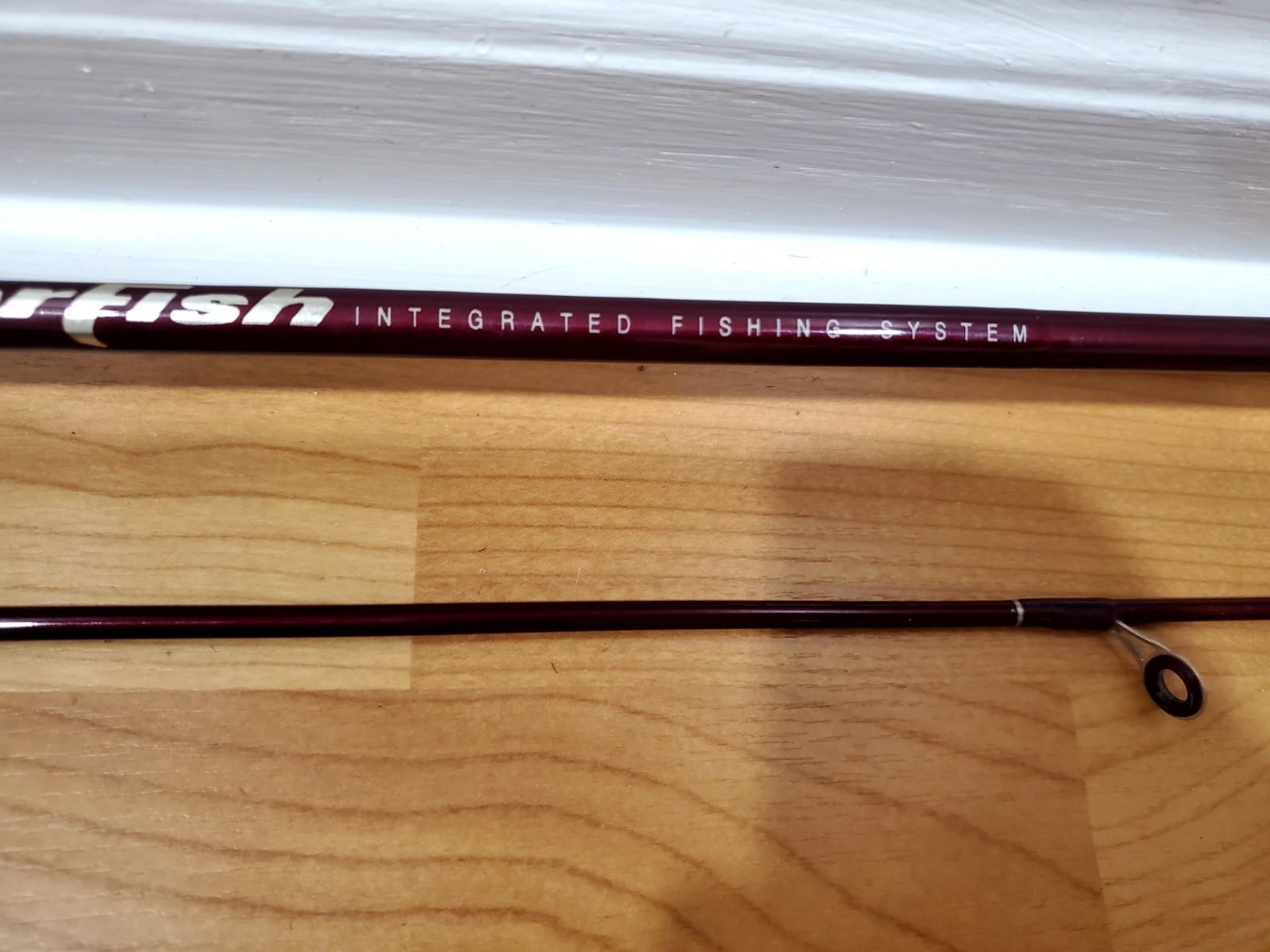 Vintage JOHNSON Trigger Fish Integrated Fishing System 2-Parts Fishing Rod. 5’6″