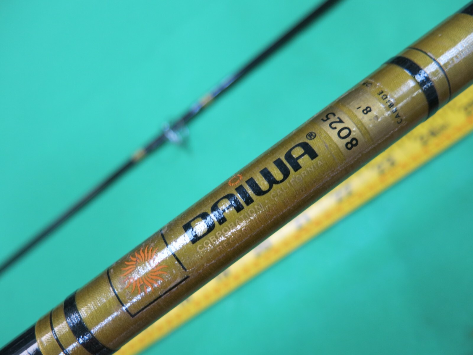 Vintage Daiwa 8025 Spinning Fishing Rod 8′ USA California 8-20LB 2 piece MINT