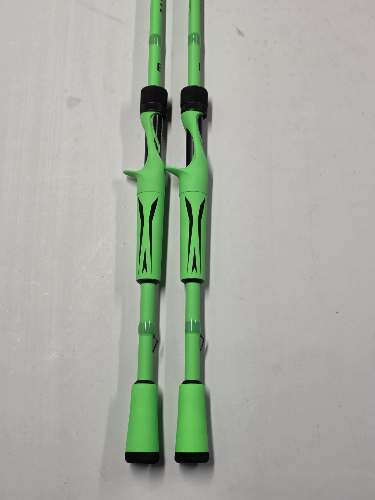 (LOT OF 2) 13 Fishing Radioactive Pickle 1 Piece Castinf Rods 7’3″ Heavy Fast