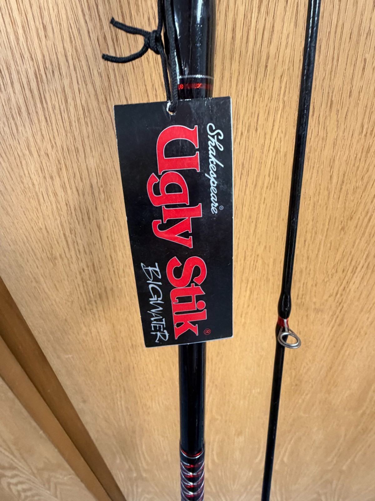 Shakespeare Ugly Stik Big Water 11’ Heavy Action Marine gr Fishing Rod Line NEW